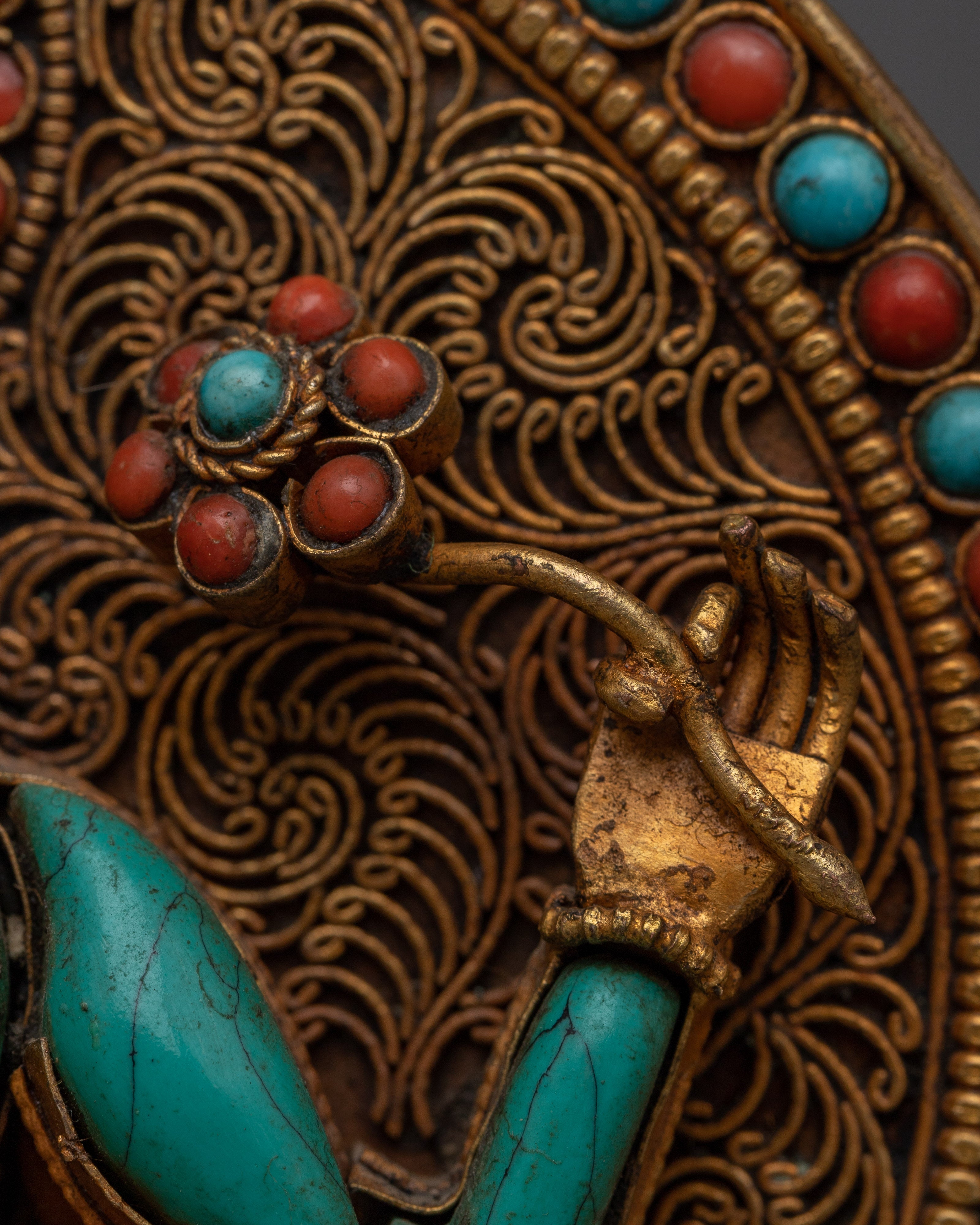 Radiant Chenrezig Statue | Perfect Gift for Spiritual Enthusiasts