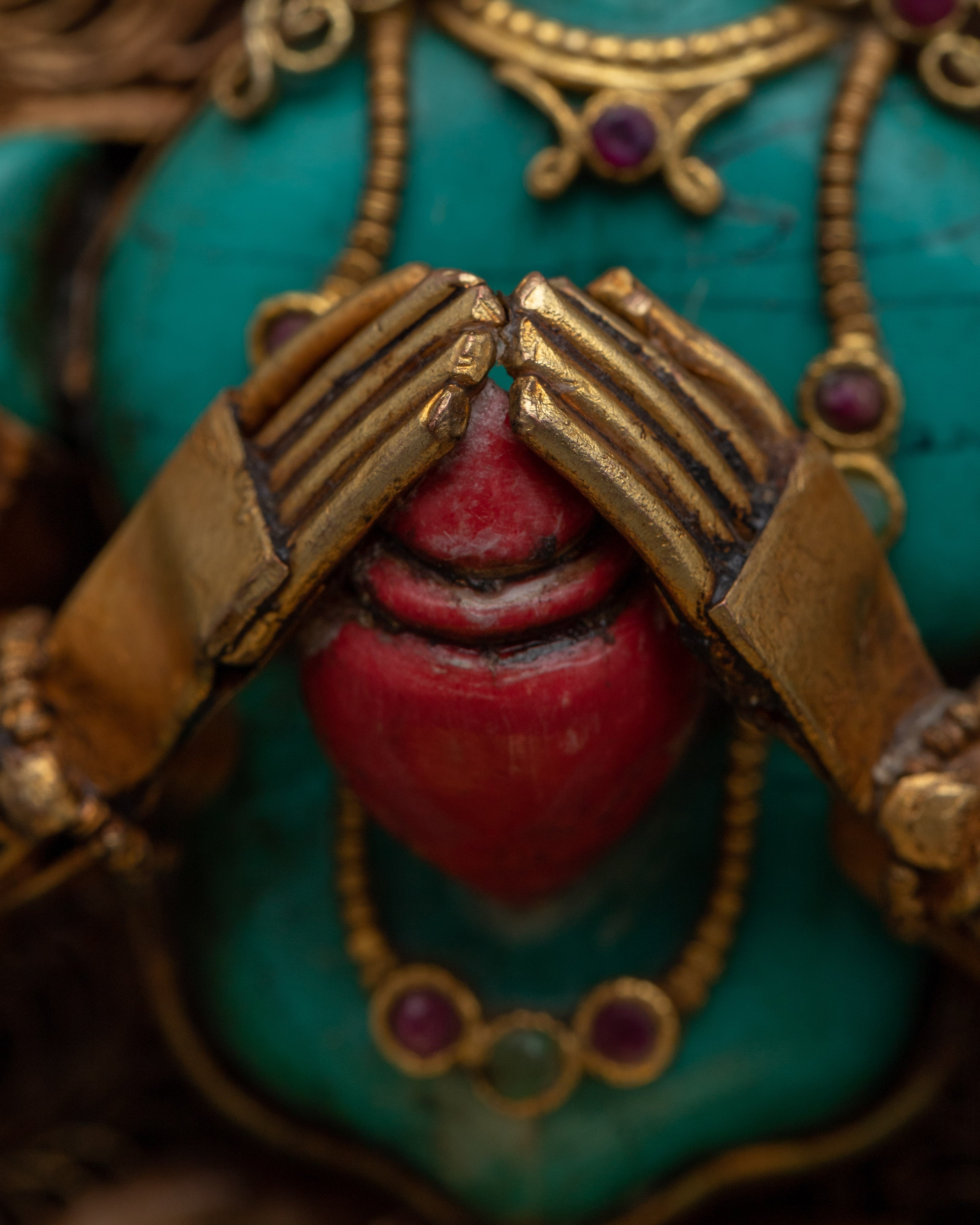Radiant Chenrezig Statue | Perfect Gift for Spiritual Enthusiasts