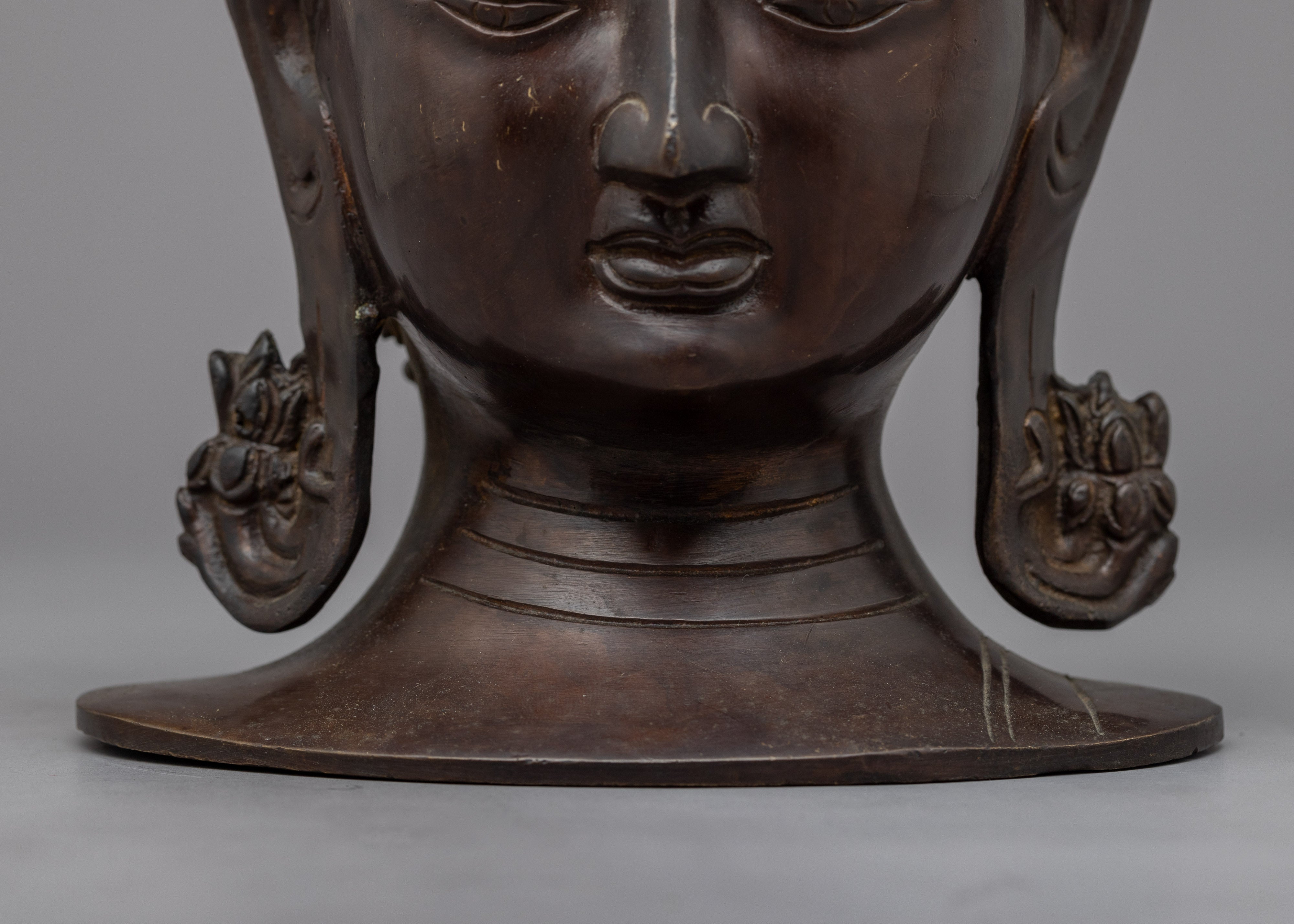 Buddha Head Decoration | Serene Buddha Head for Meditation Room or Yoga Studio