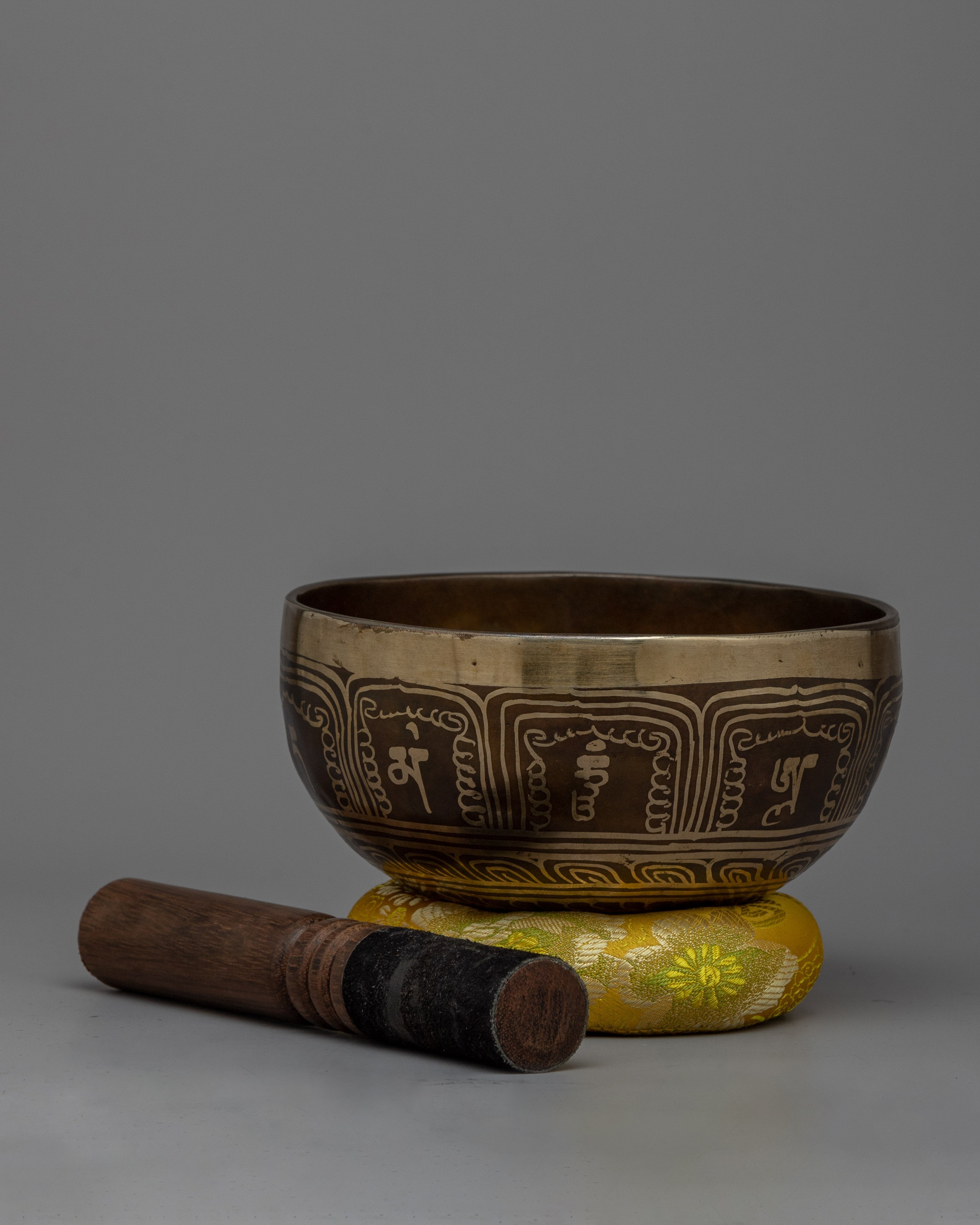 Bronze Singing Bowl | Enhance Your Meditation and Relaxation