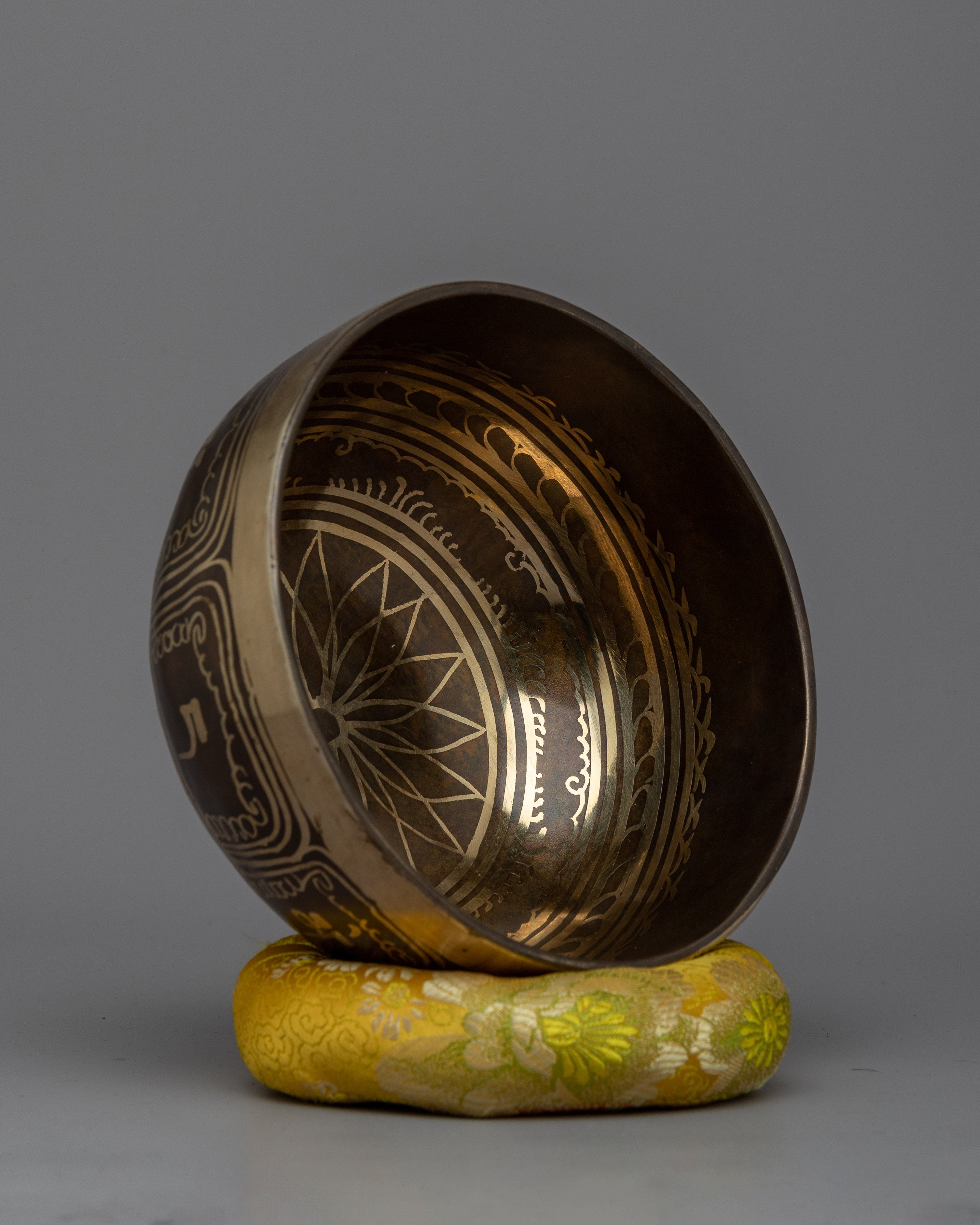 Bronze Singing Bowl | Enhance Your Meditation and Relaxation