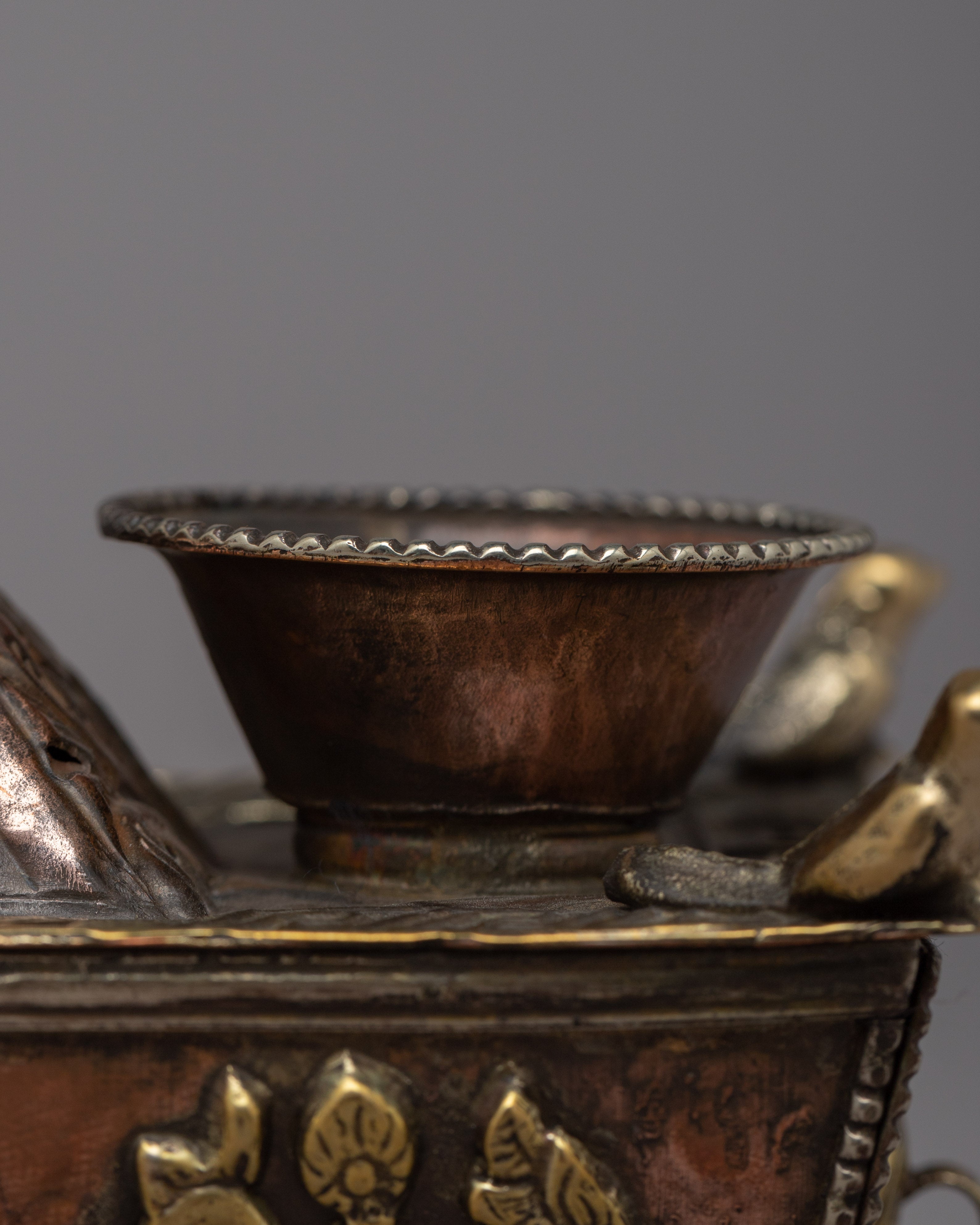 Prayer Wheel with Incense Burner | Enhancing Your Spiritual Atmosphere