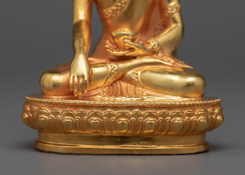 Small Shakyamuni Buddha Figurine | The Enlightened One