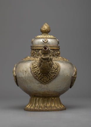 White Metal Tea Pot | Elevate Your Tea Time Experience