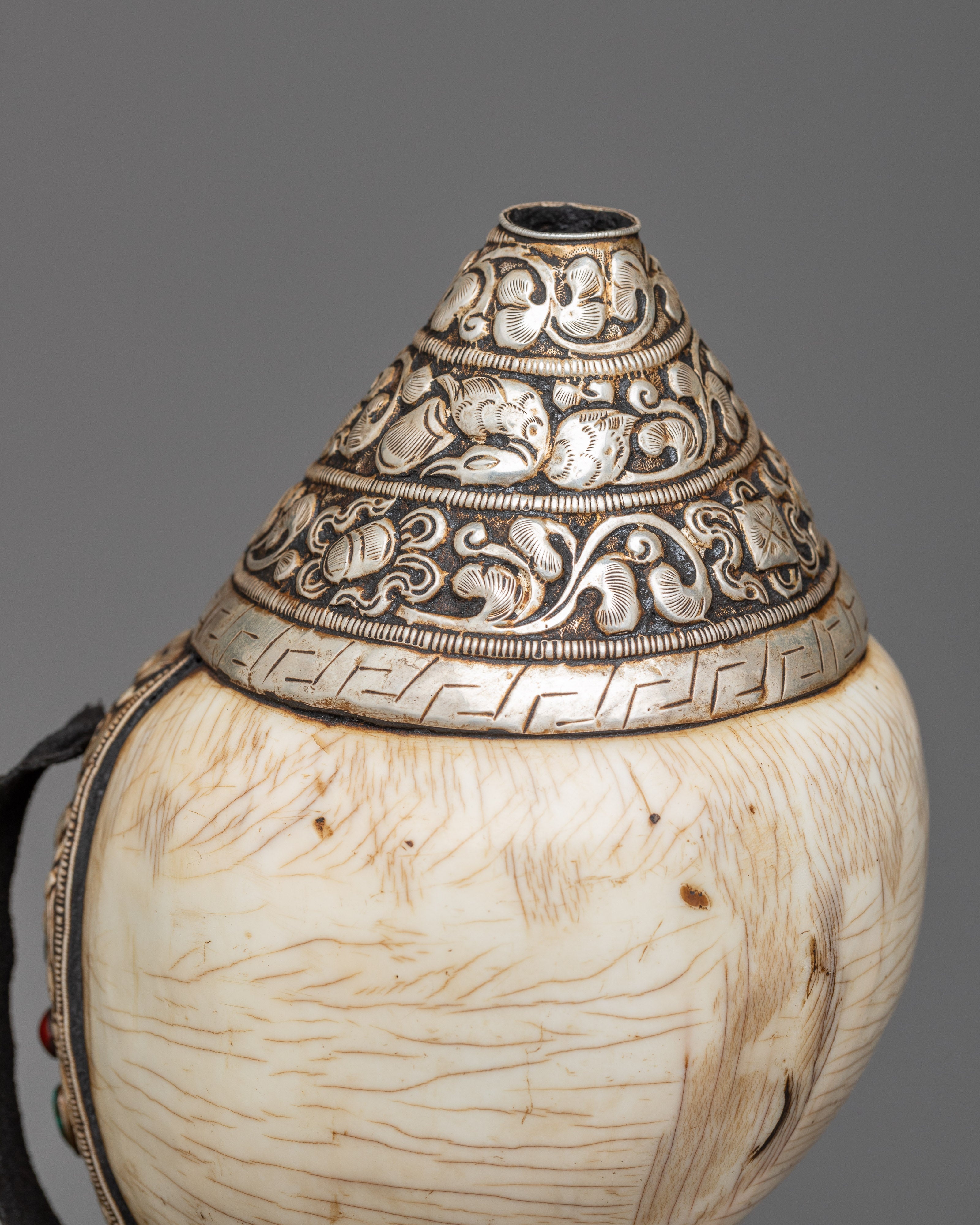 Concha Shell | Enhance Your Style with Sankha