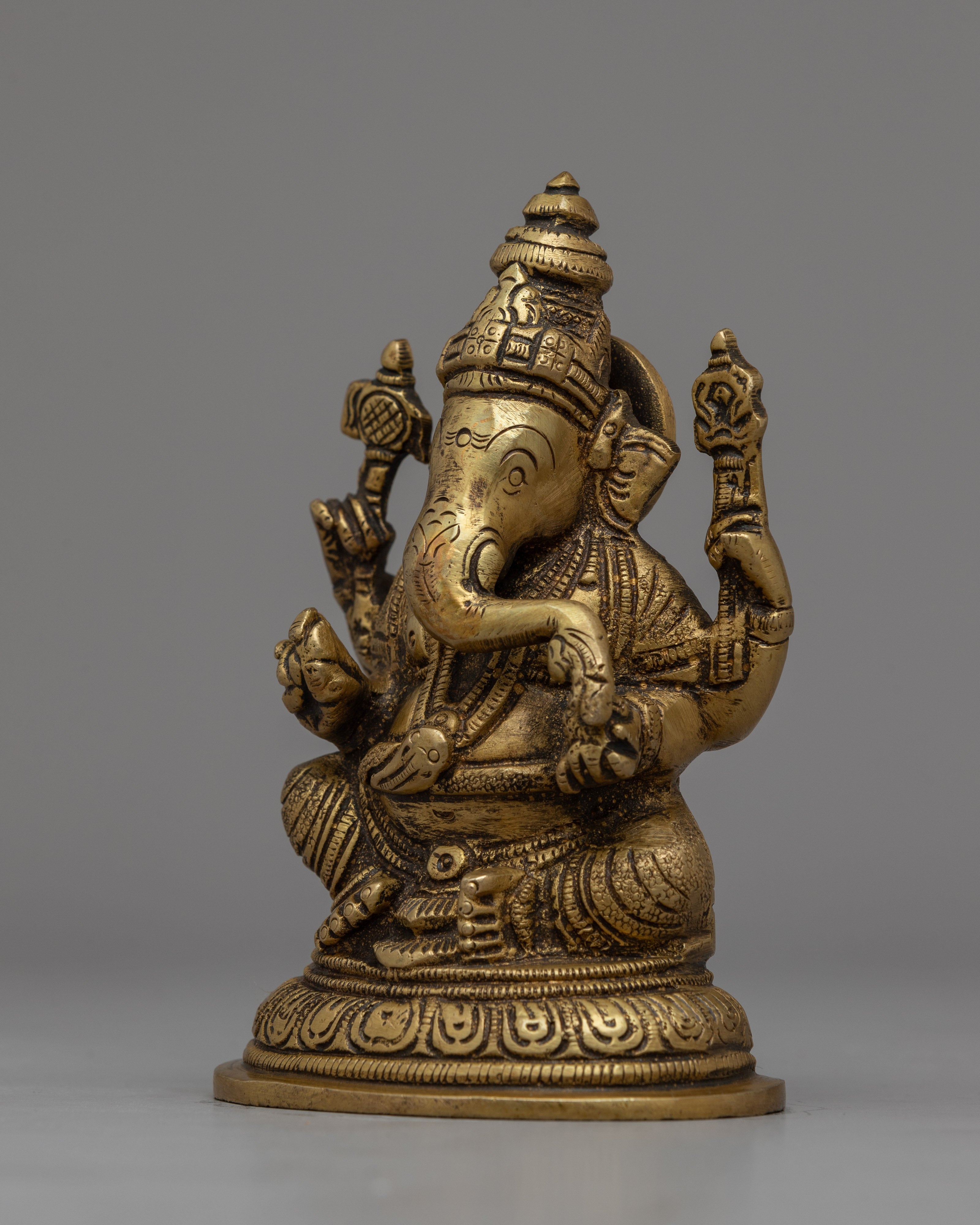 Ganesh Divine Statue | Spiritual Hindu Deity Sculpture for Blessings & Prosperity