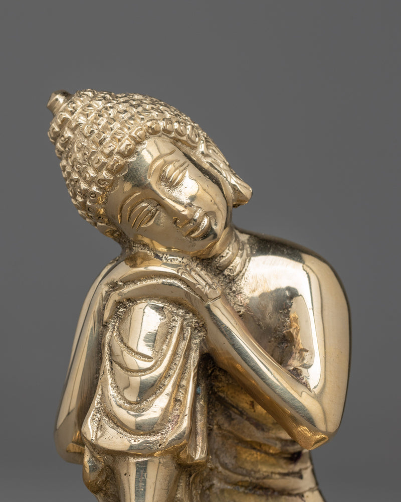 Buddha Resting on Knee | Handcrafted Statue with Buddha in Resting Pose