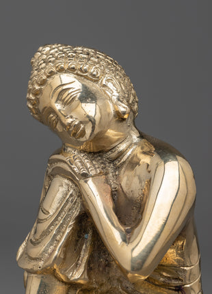 Buddha Resting on Knee | Handcrafted Statue with Buddha in Resting Pose