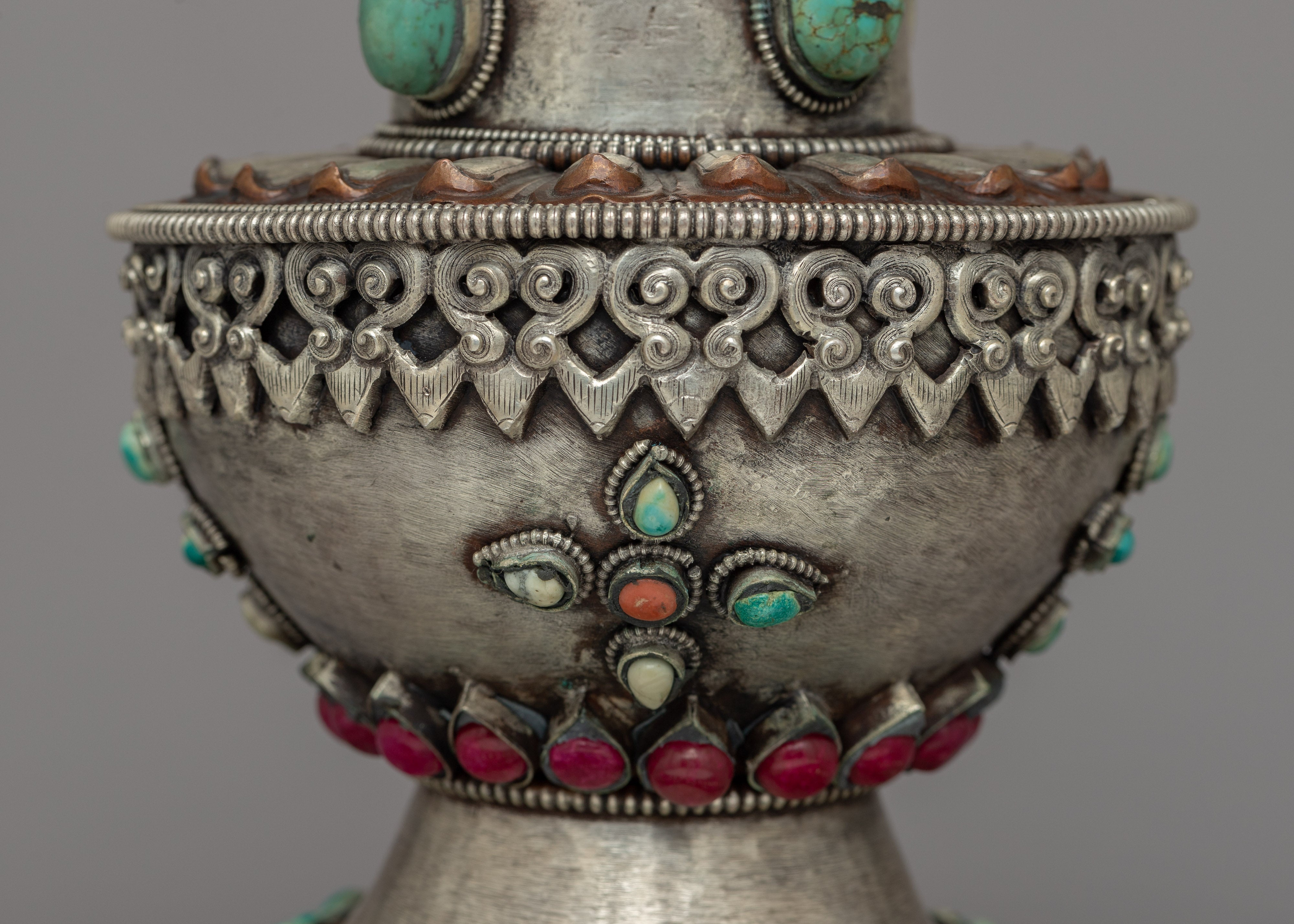 Decor Flower Vase | Handmade Decor Piece for Tabletops