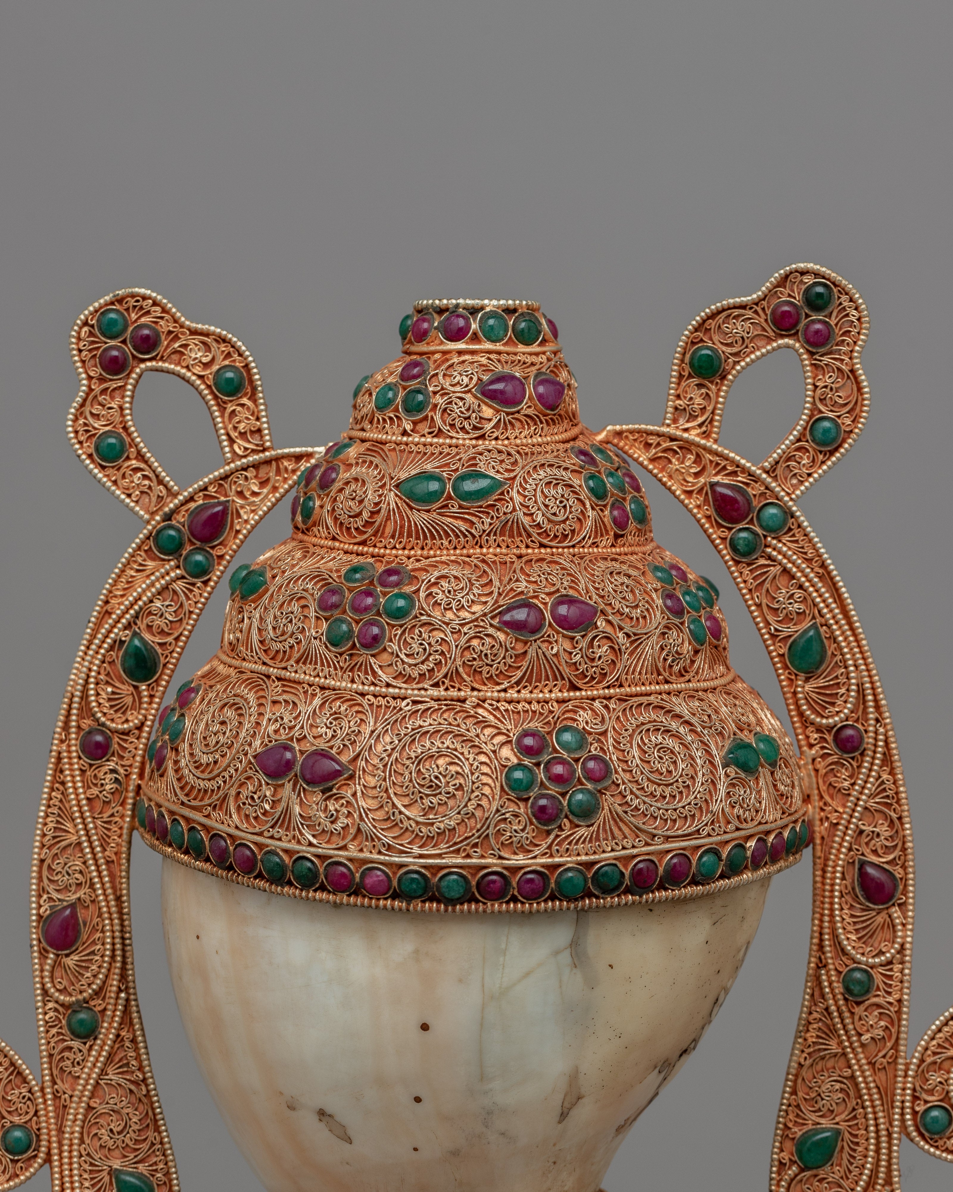 Tibetan Sankha with Stand | Religious Gift from Nepal