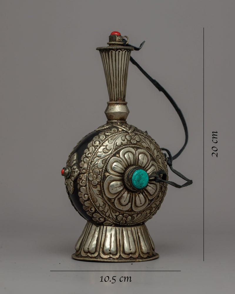 Tibetan Snuffer Bottle | Intricate Handcrafted Decorative Container