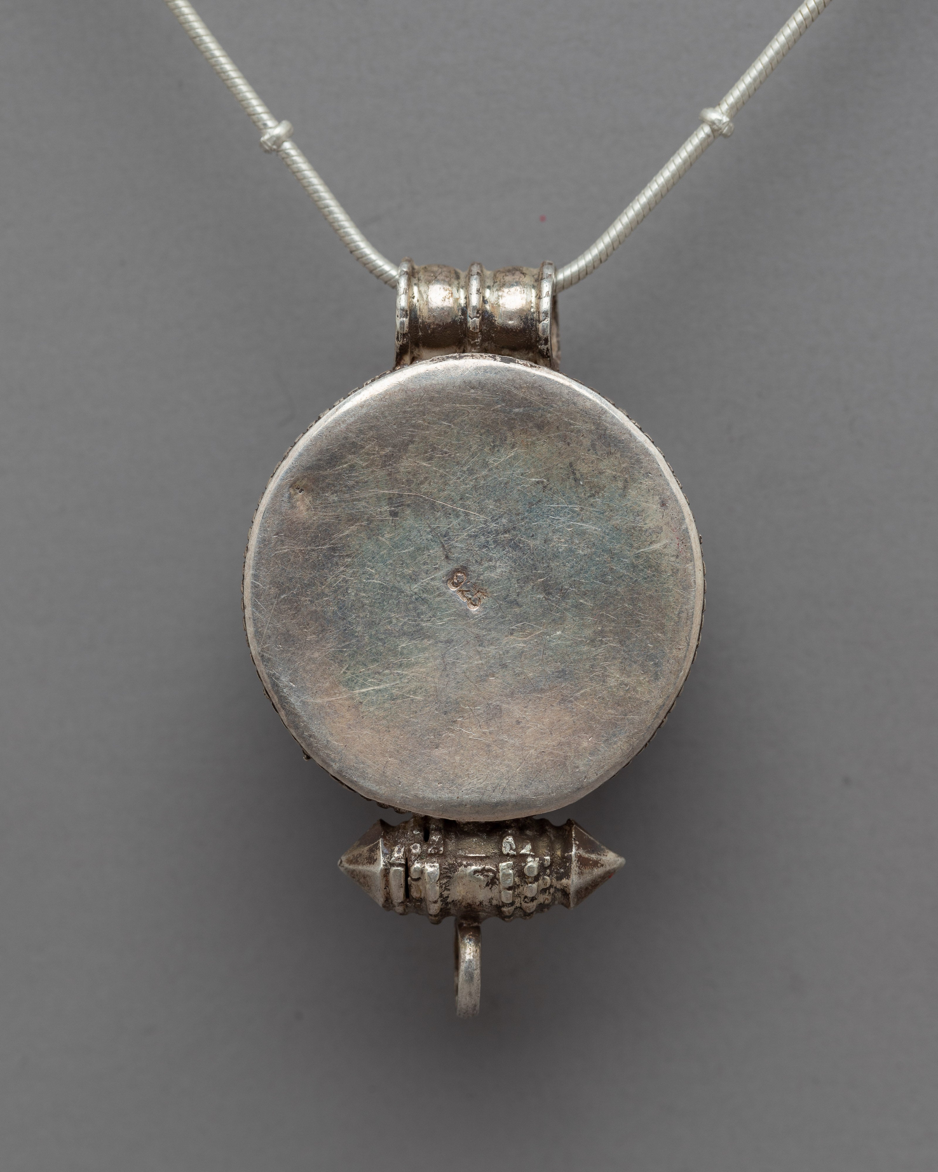 Silver Mantra Locket | Elevate Your Jewelry Collection