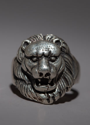 Silver Lion Ring