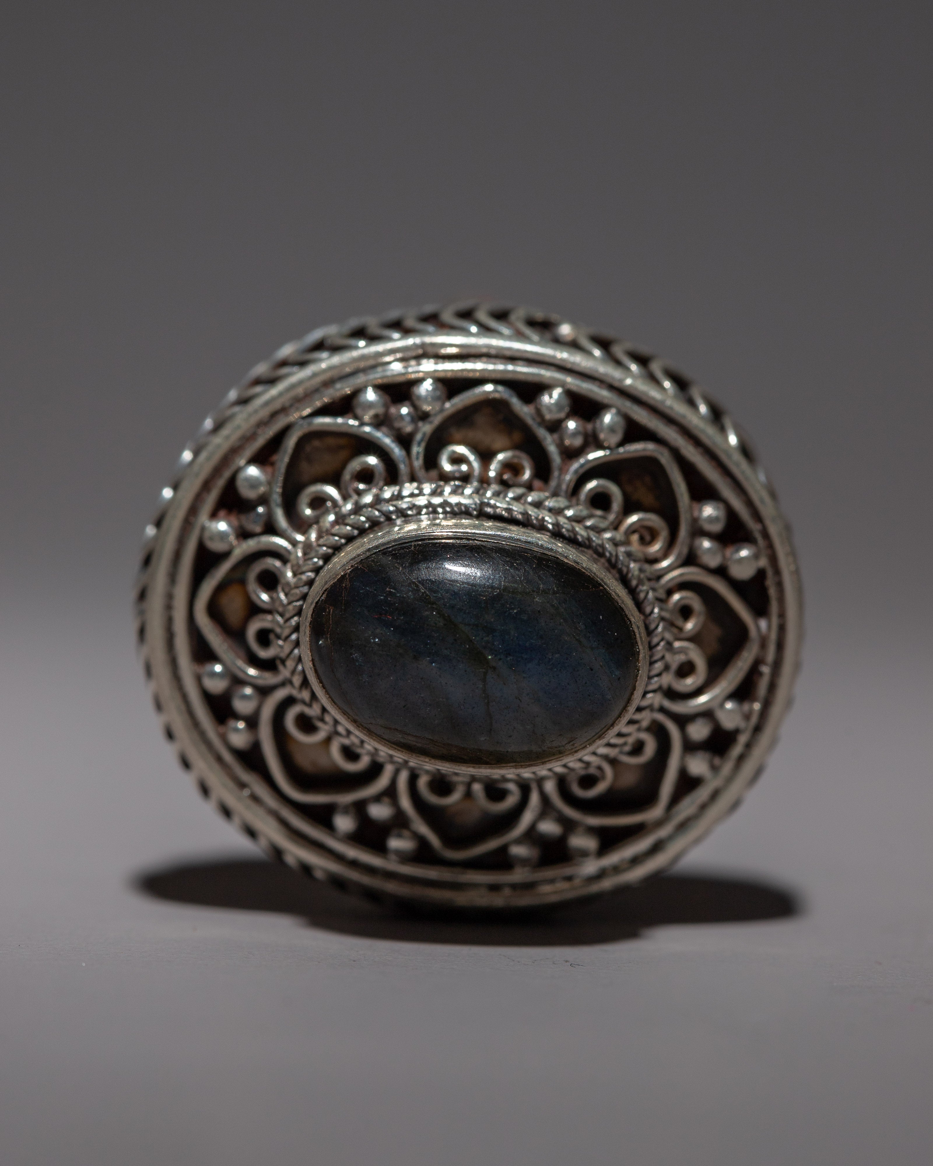 Labradorite Ring | Boho Gemstone Jewelry