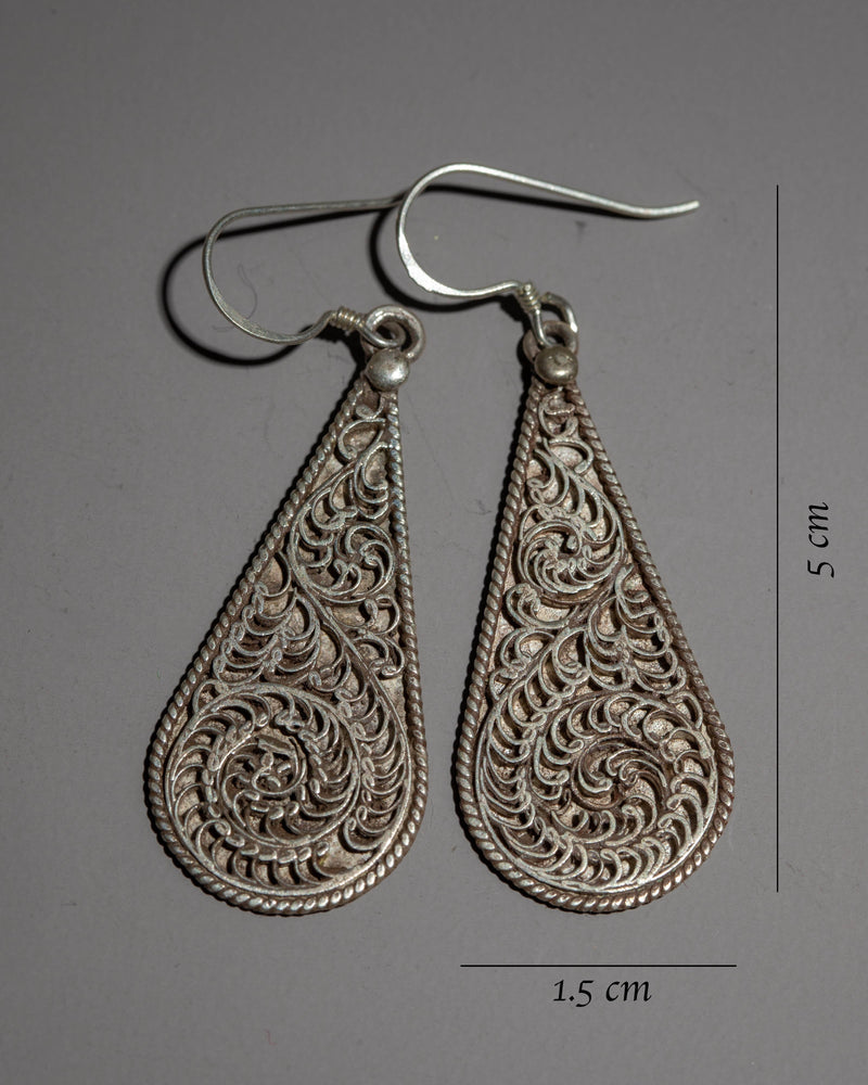 Teardrop Earrings | Radiant Shine for Special Occasions