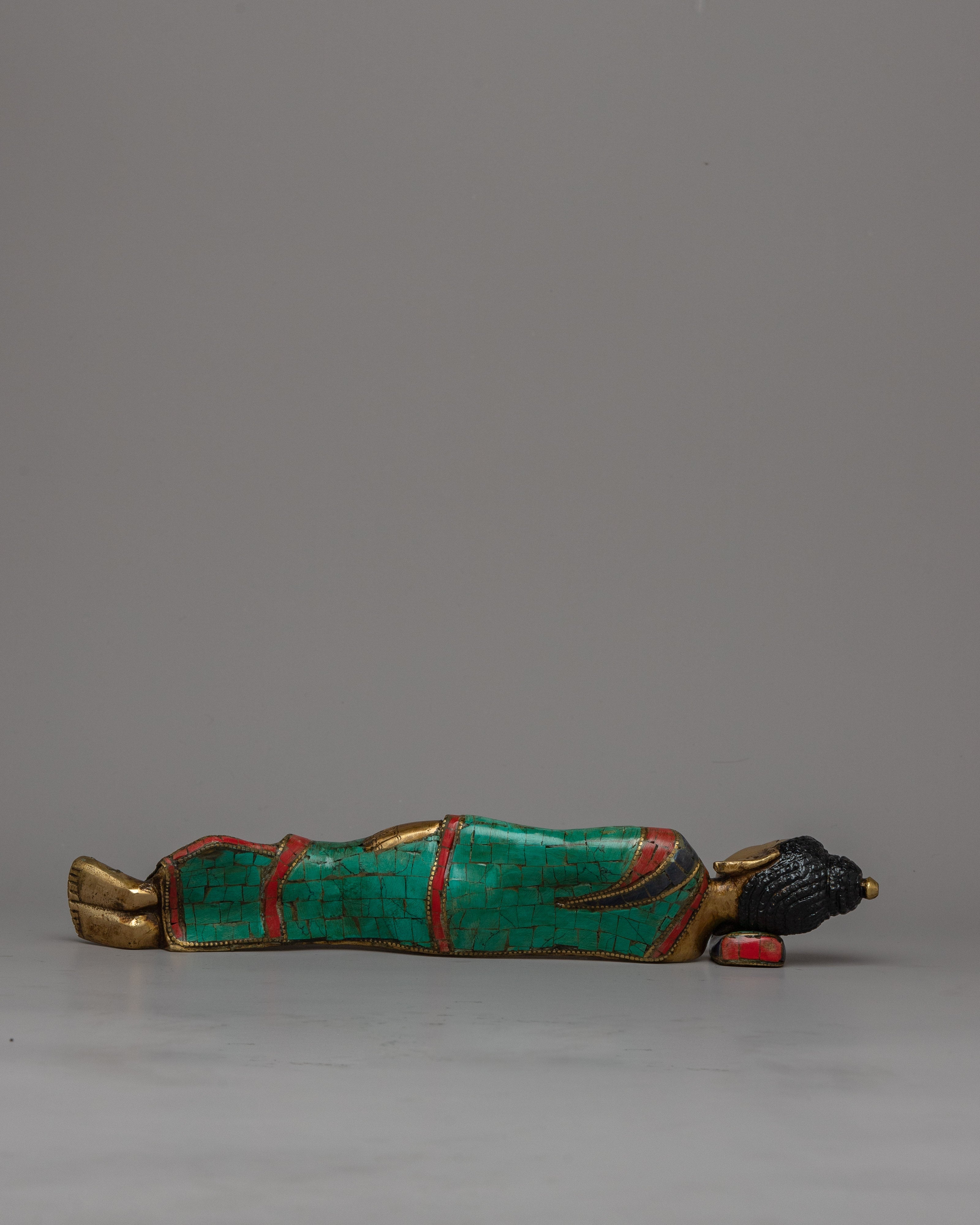 Buddha Sleeping Posture Statue | A Sculpture of Spiritual Peace