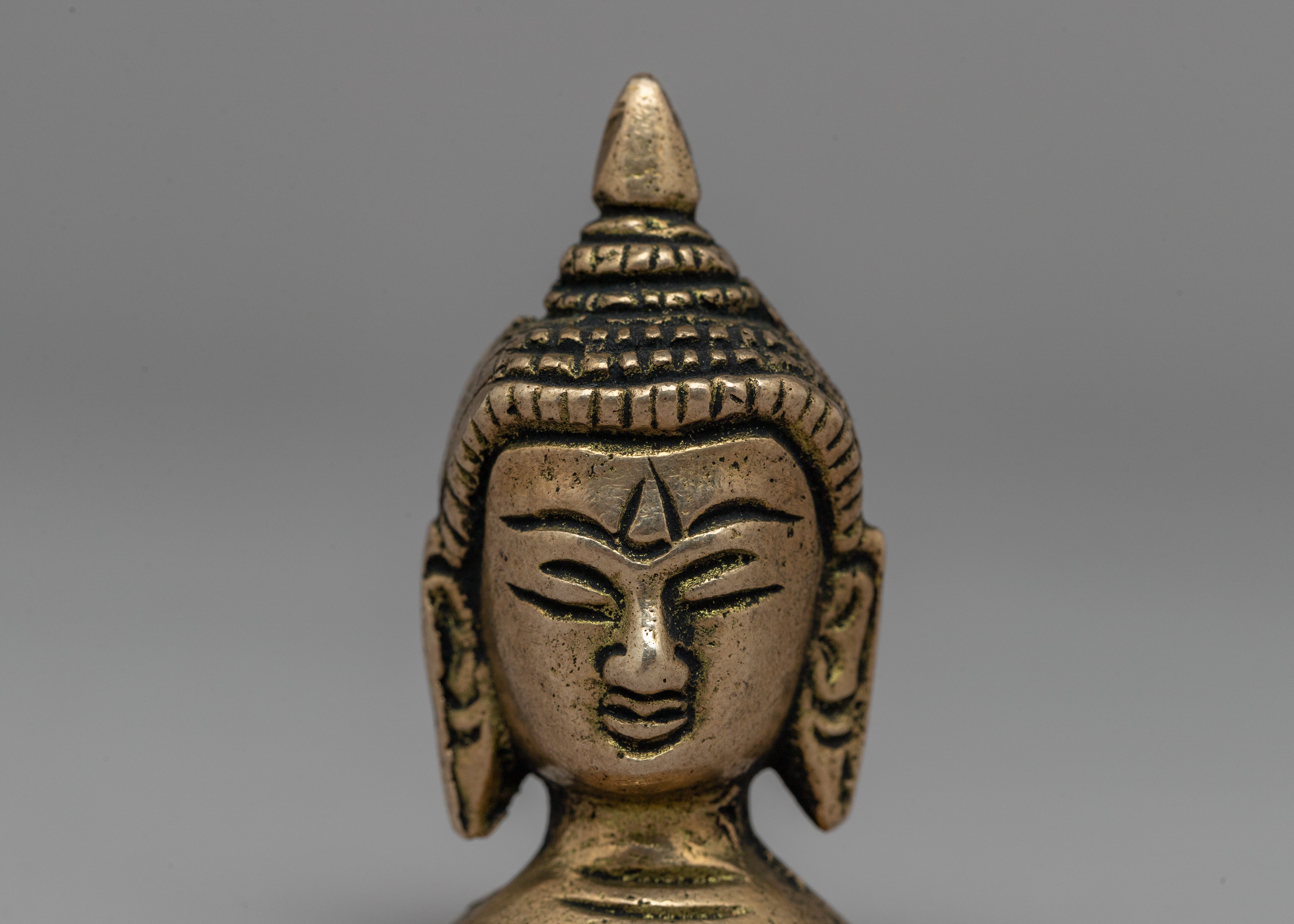 Brass Buddha Head Statue | Timeless Elegance for Home or Altar