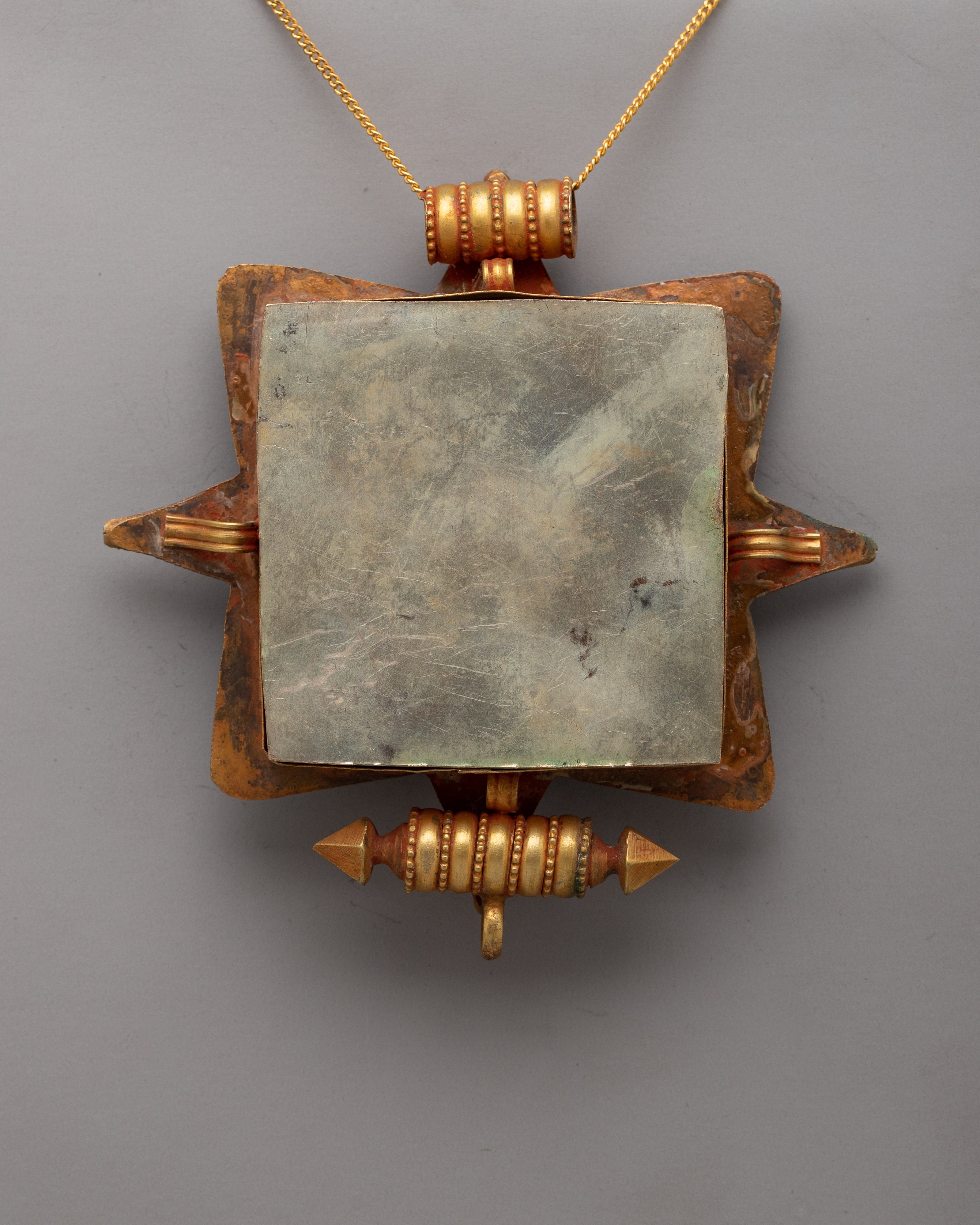 Star Ghau Prayer Box | Portable Shrine with Cosmic Design Locket Box
