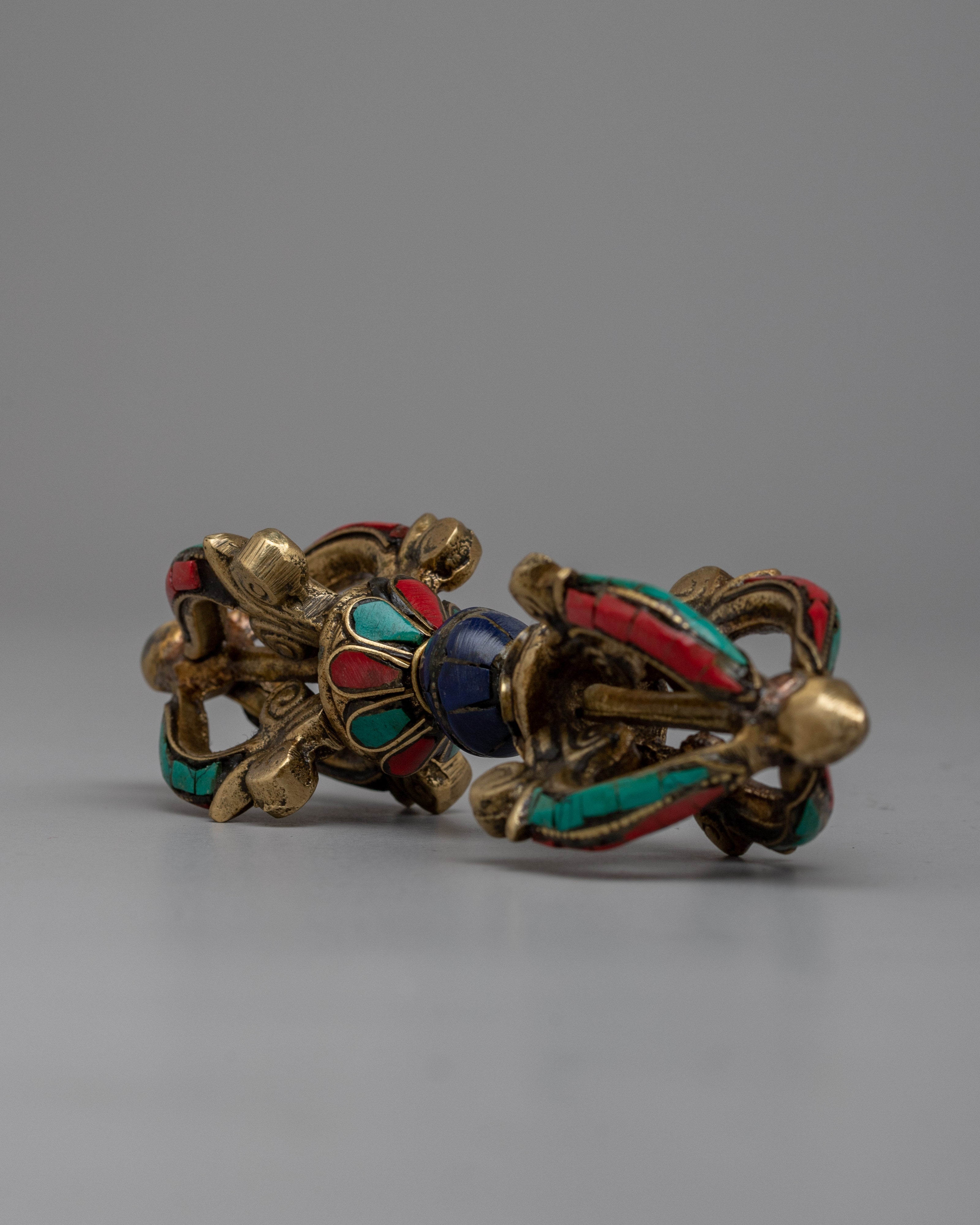 Brass Vajra Dorje | A Tibetan Spiritual Treasure