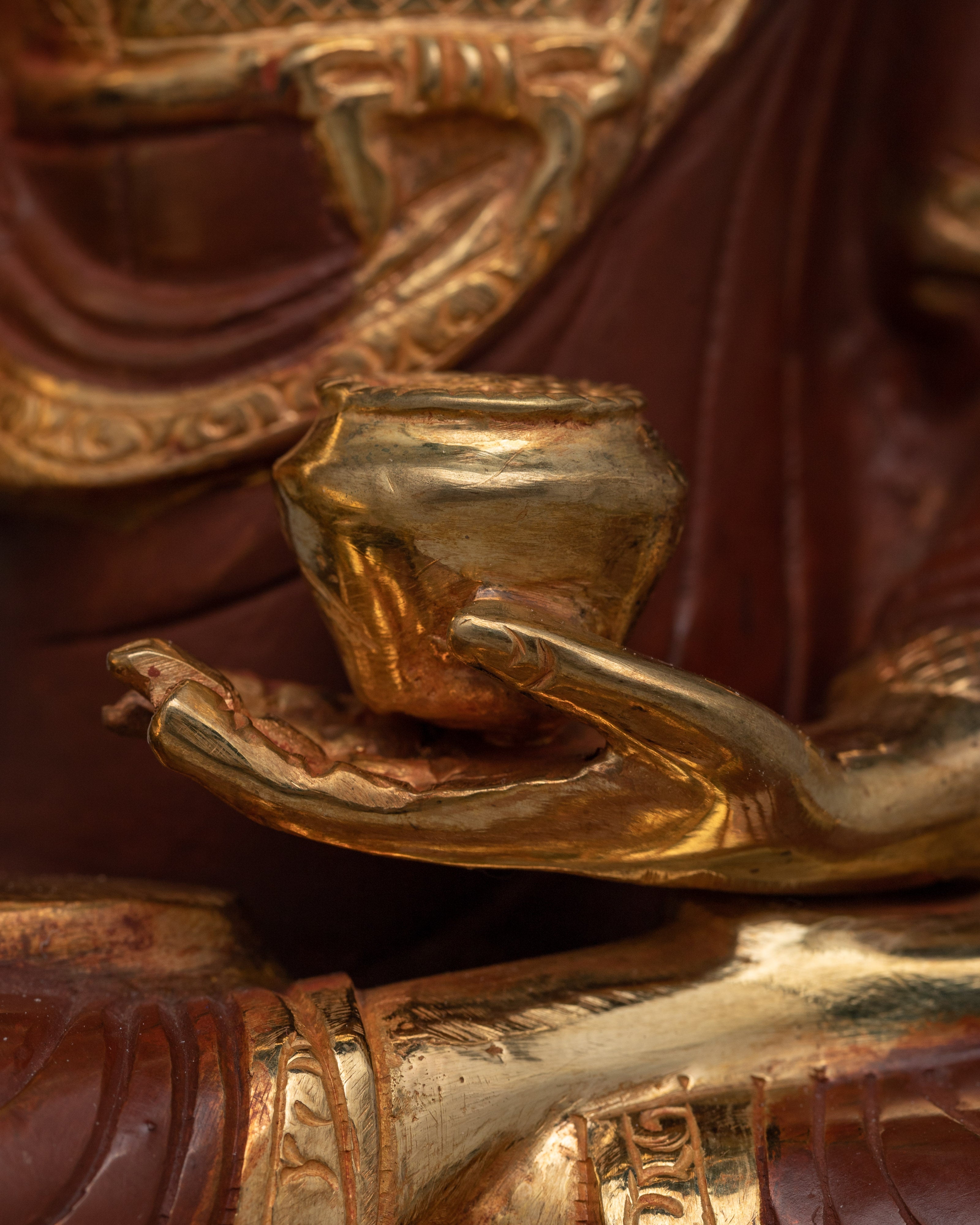 Buddha Shakyamuni Statue | Testament to Compassion and Wisdom