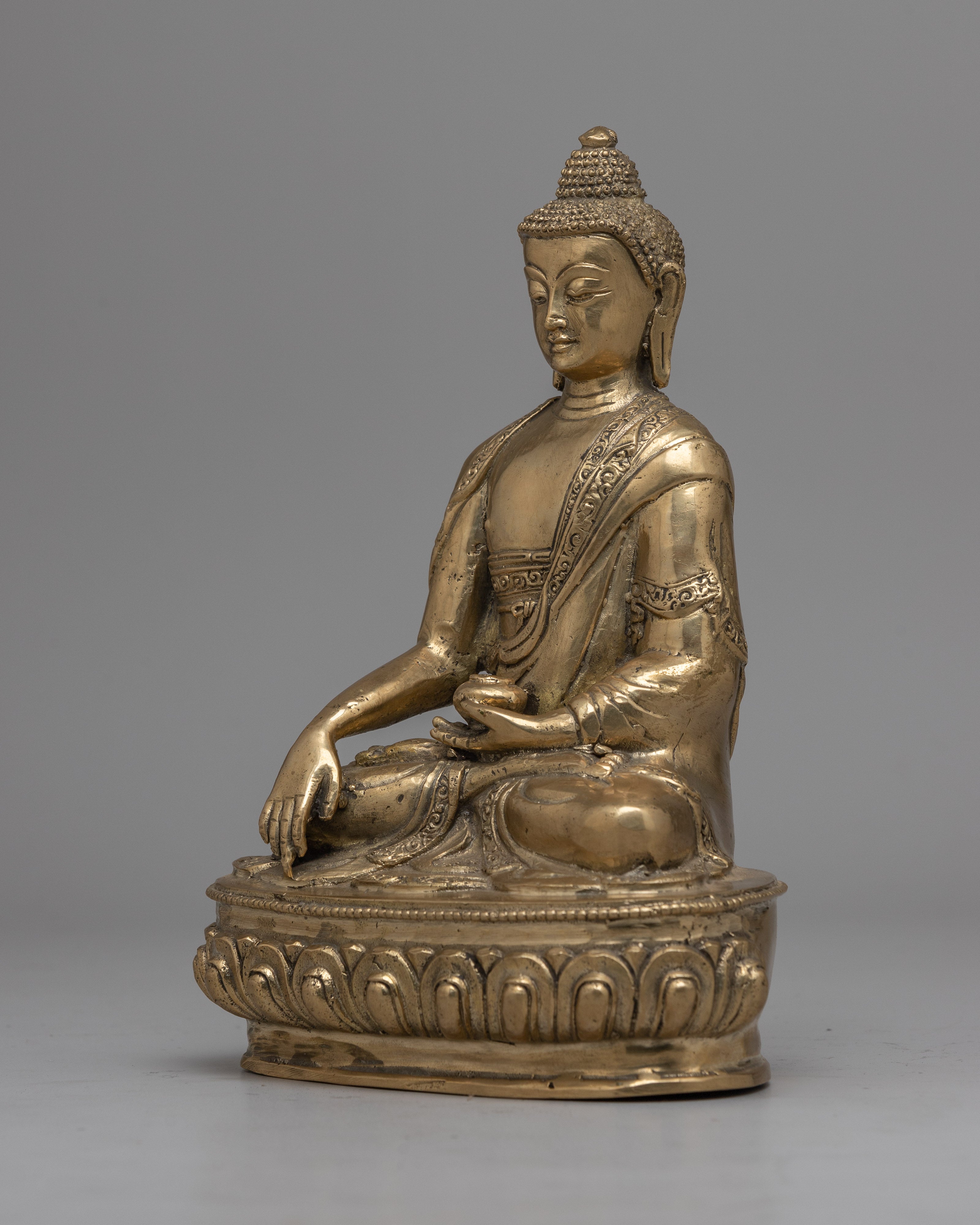 Shakyamuni  Brass Buddha Statue | Handmade Piece of Inner Peace and Tranquility
