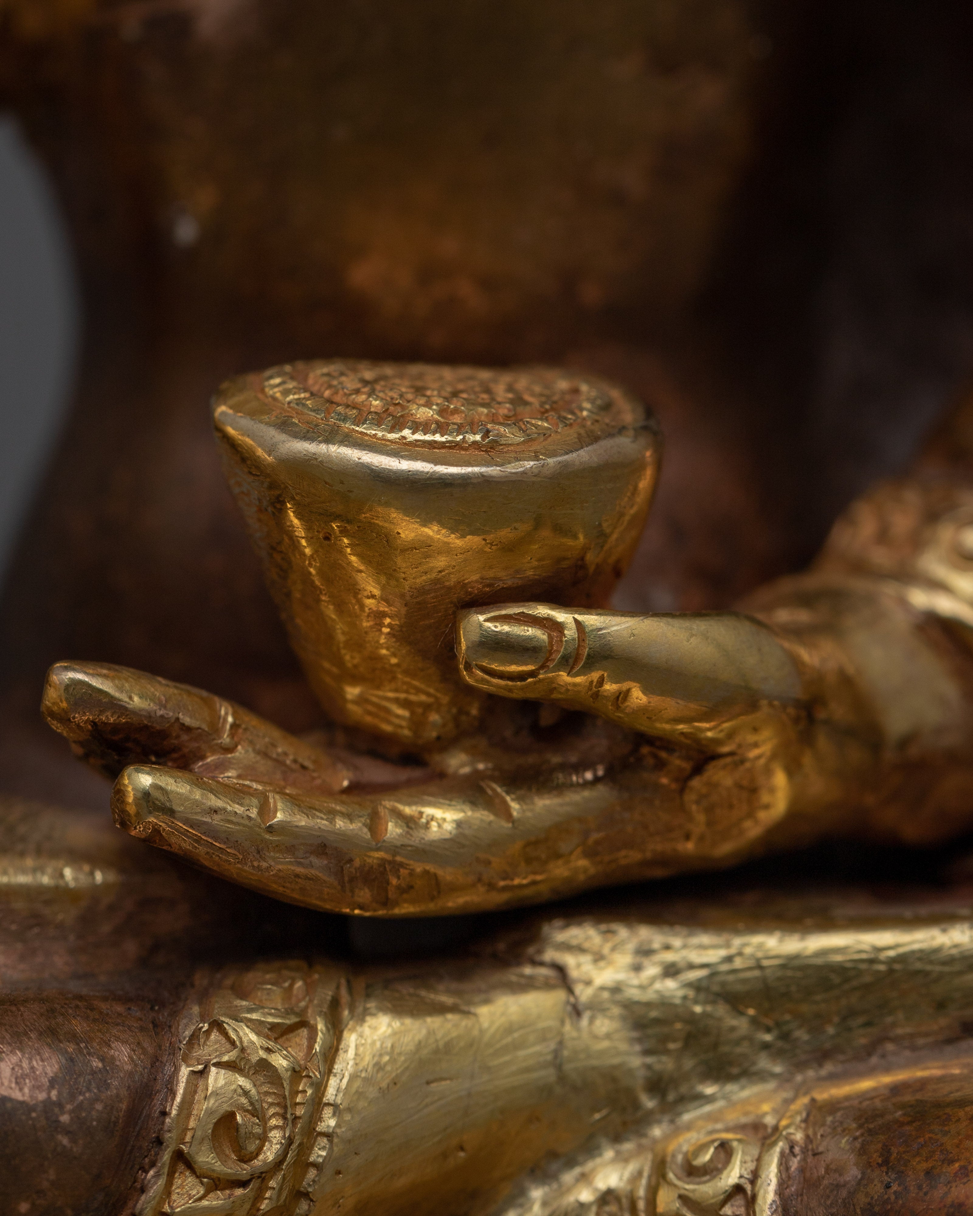 Gold Shakyamuni Buddha Statue | Meditation Buddhist Statue