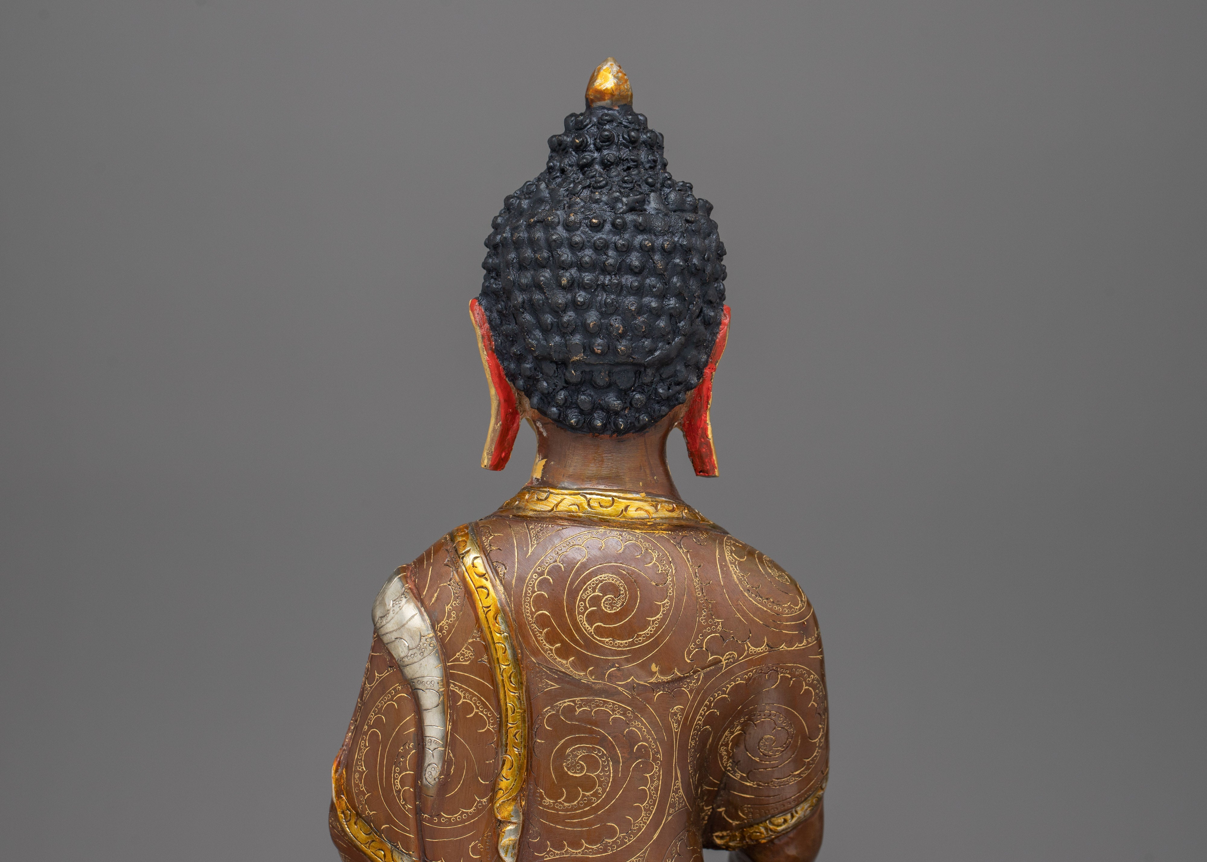 Antique Shakyamuni Buddha Statue | Preserving the Essence of Buddhist Teachings