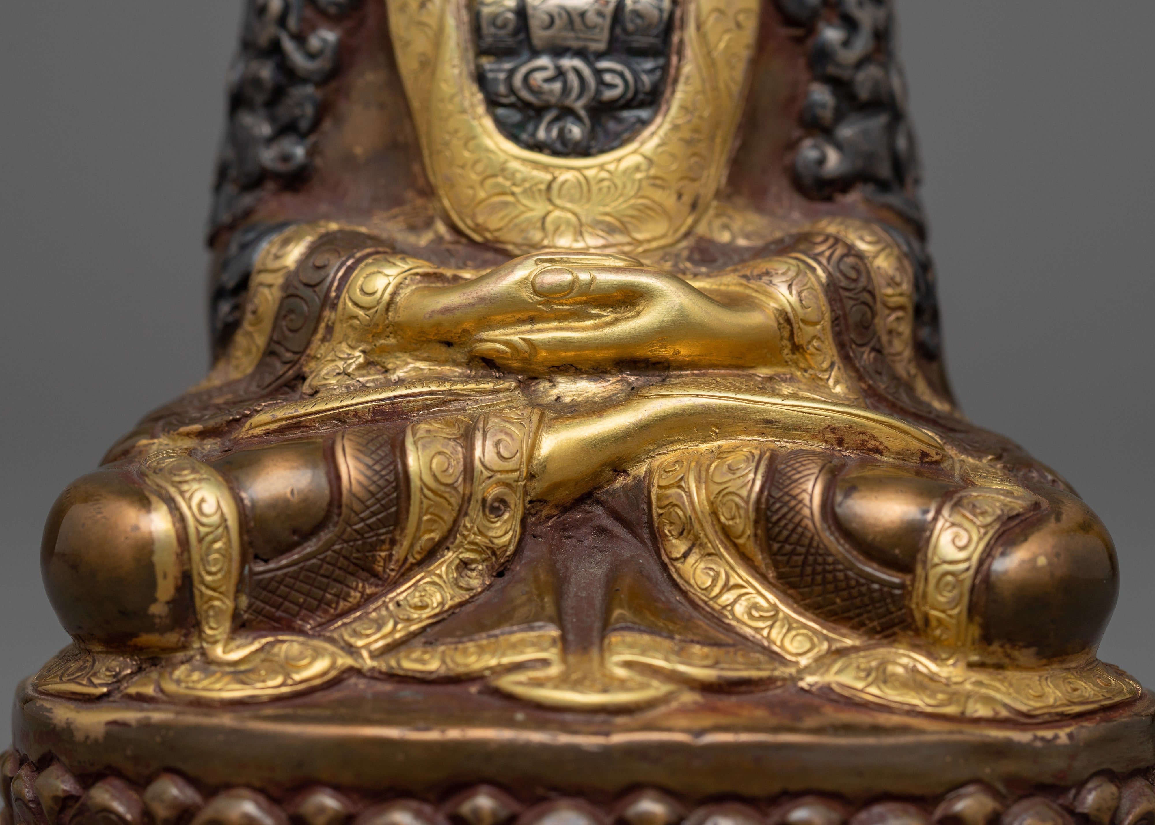 Buddha Master Statue | Timeless Spiritual Elegance