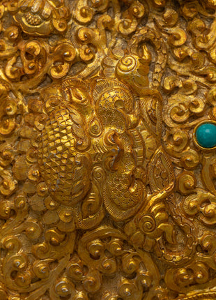 Spiritual Gold Shankha | Unique Decorative Piece