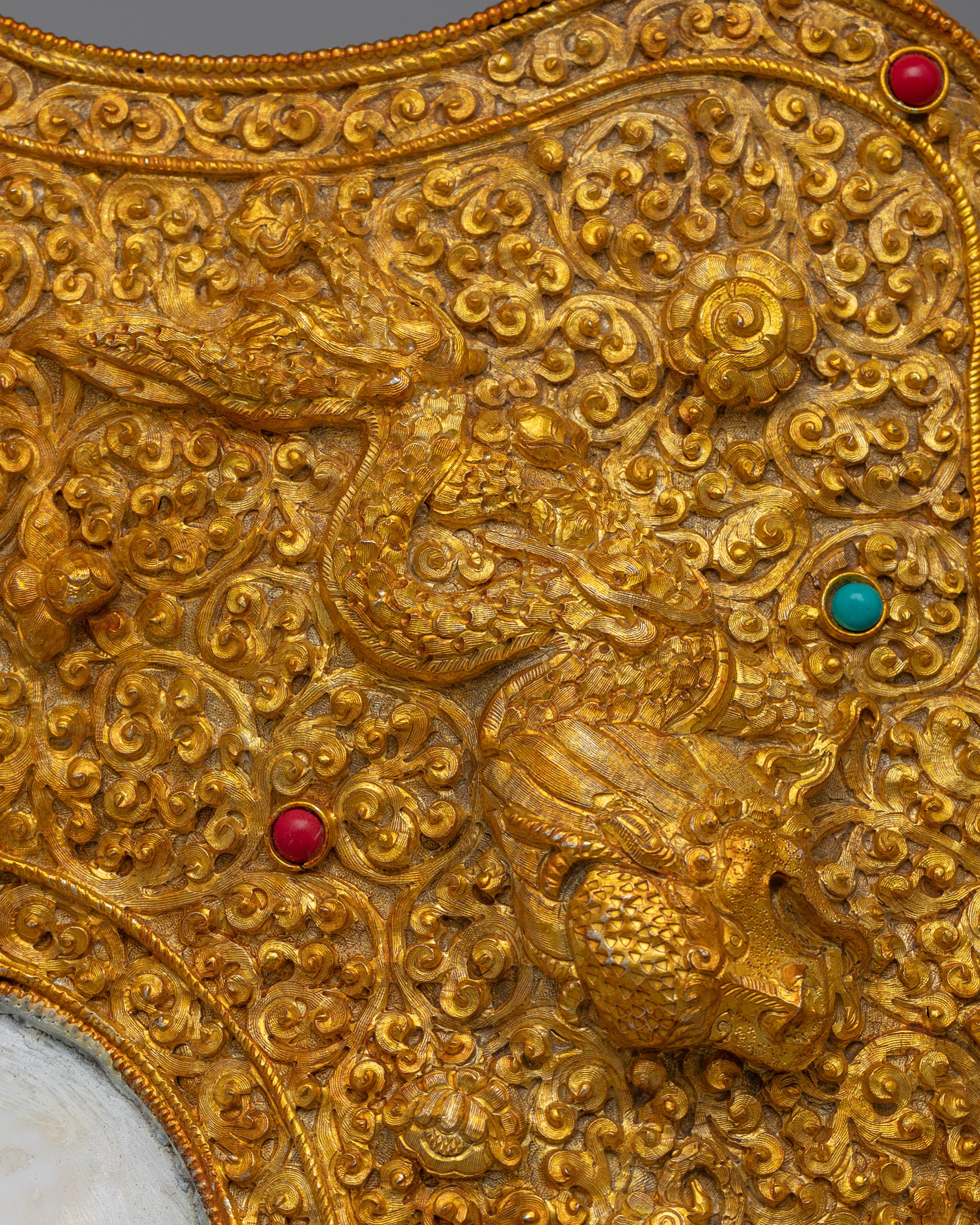 Spiritual Gold Shankha | Unique Decorative Piece