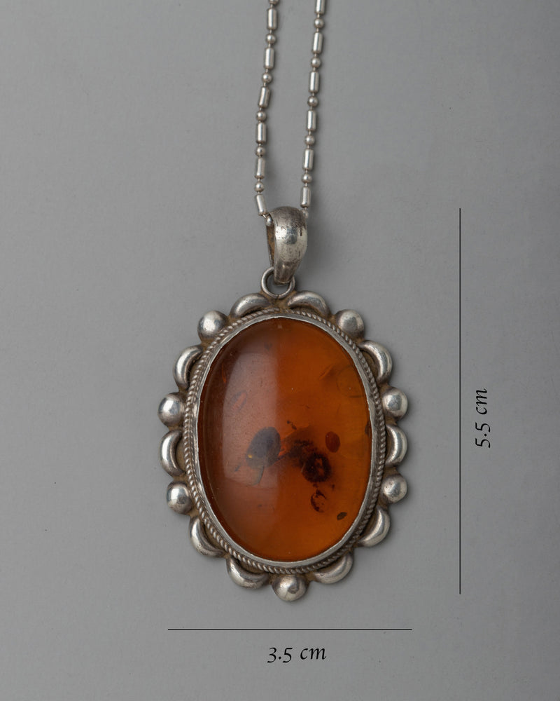 Silver Amber Pendent | Classic Beauty with a Touch of Nature