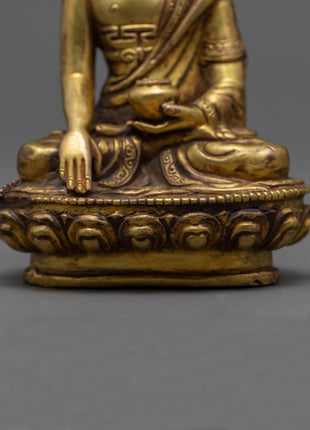 Decorative Statue of Shakyamuni Buddha | Arts and Crafts Vintage