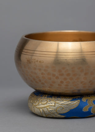 Tibetan Singing Bowl | Traditional Art
