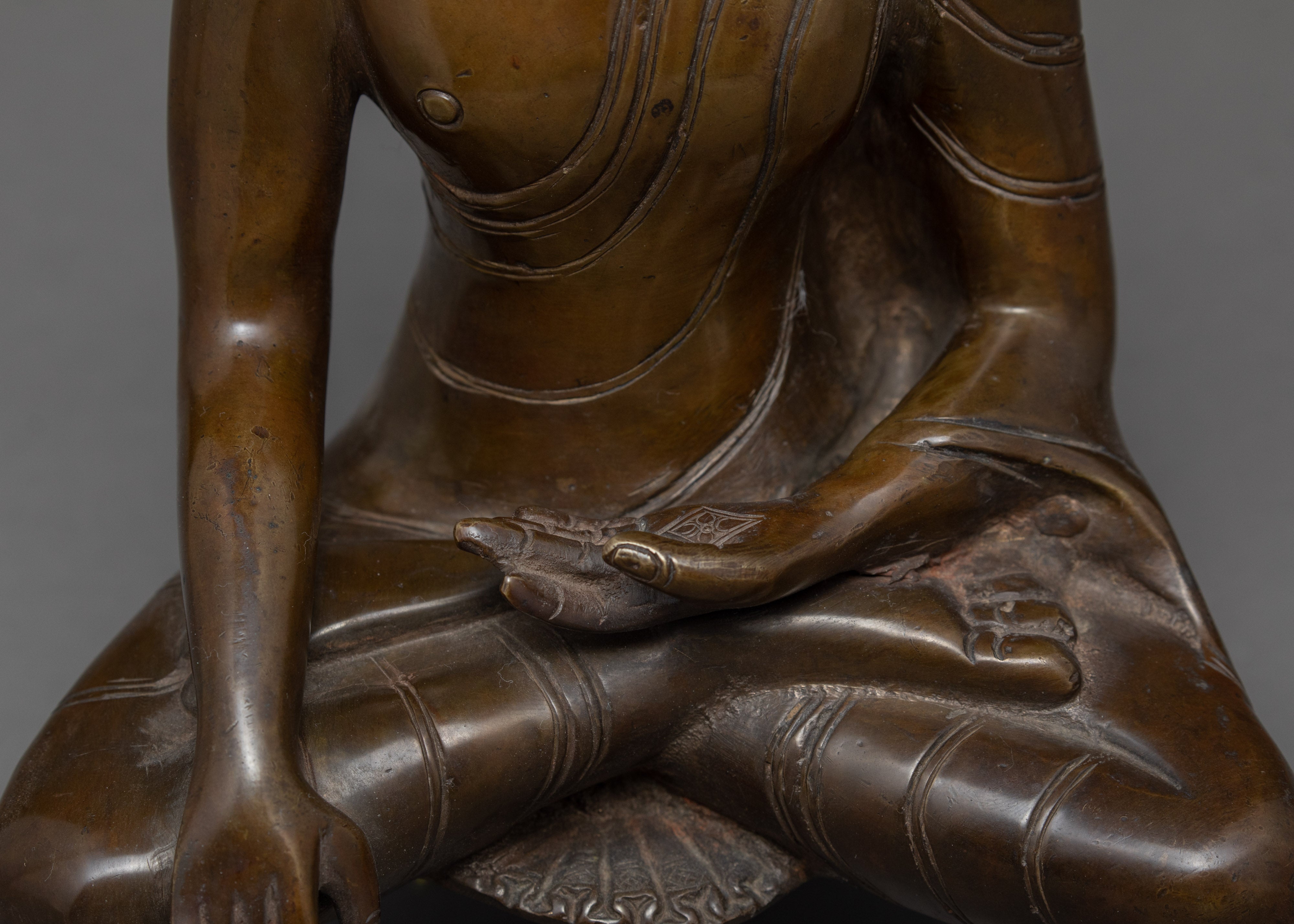 Crowned Sakyamuni Buddha | Unique Buddhist Statue for Home Decor