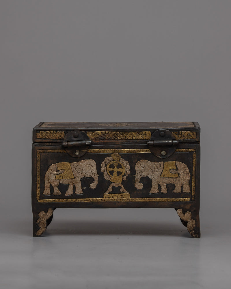Iron Treasure Box | Ideal for Storing Treasures and Memories