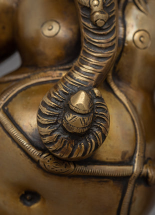 Royal Ganesha Statue | Blessings of Wealth and Fortune