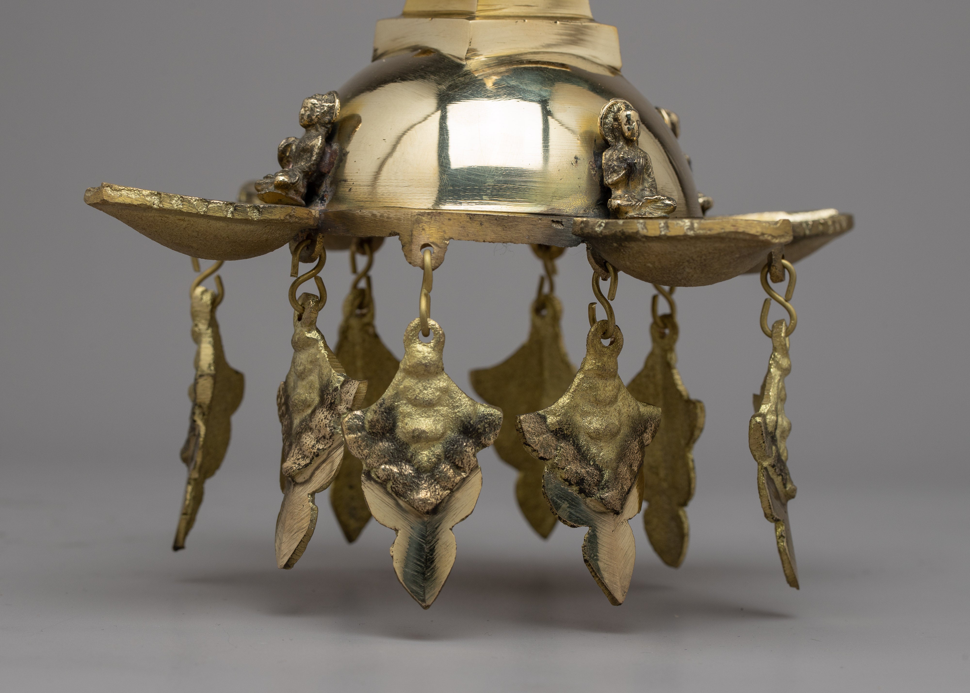 Hanging Oil Lamp | Captivating Light for Any Space