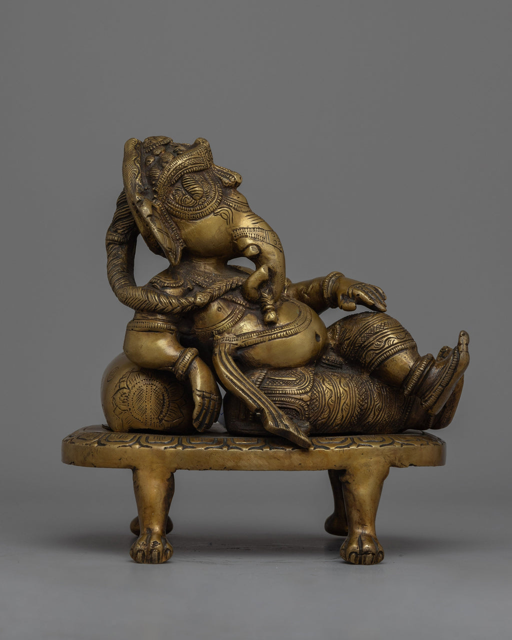 Collectible India Ganesha on Leaf - Ganesh with Diya - Lord Ganesha Metal  Hand Craved for Home Temple