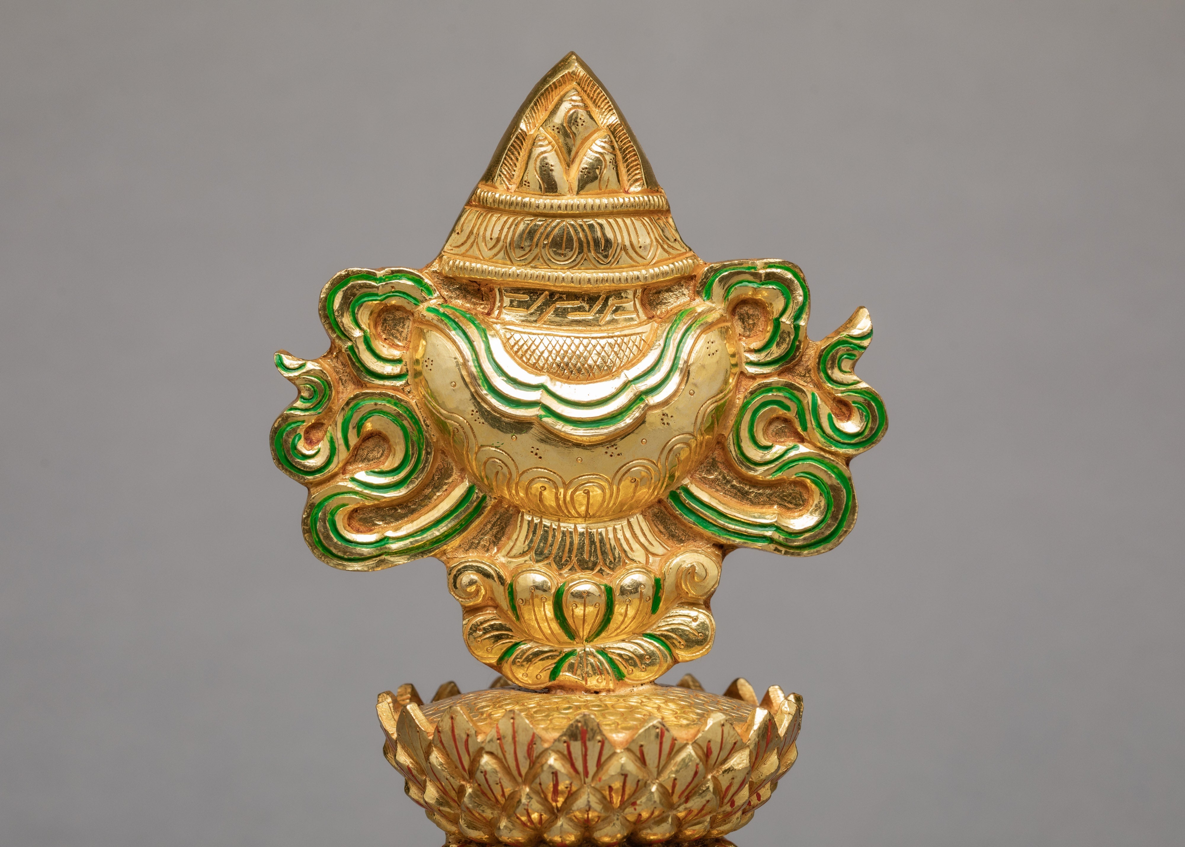 8 Auspicious Symbols of Tibetan Buddhism | Ritual Items