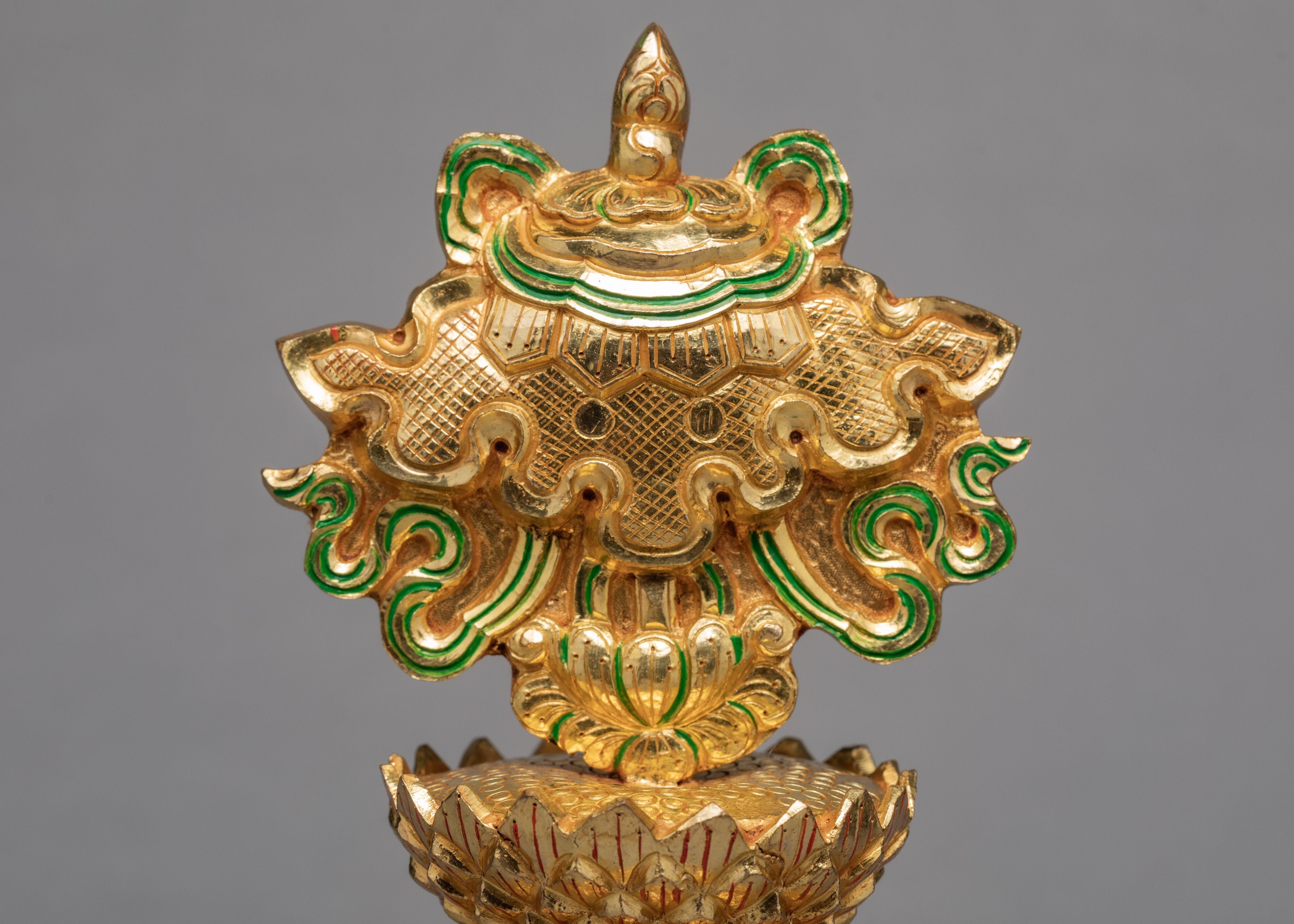 8 Auspicious Symbols of Tibetan Buddhism | Ritual Items