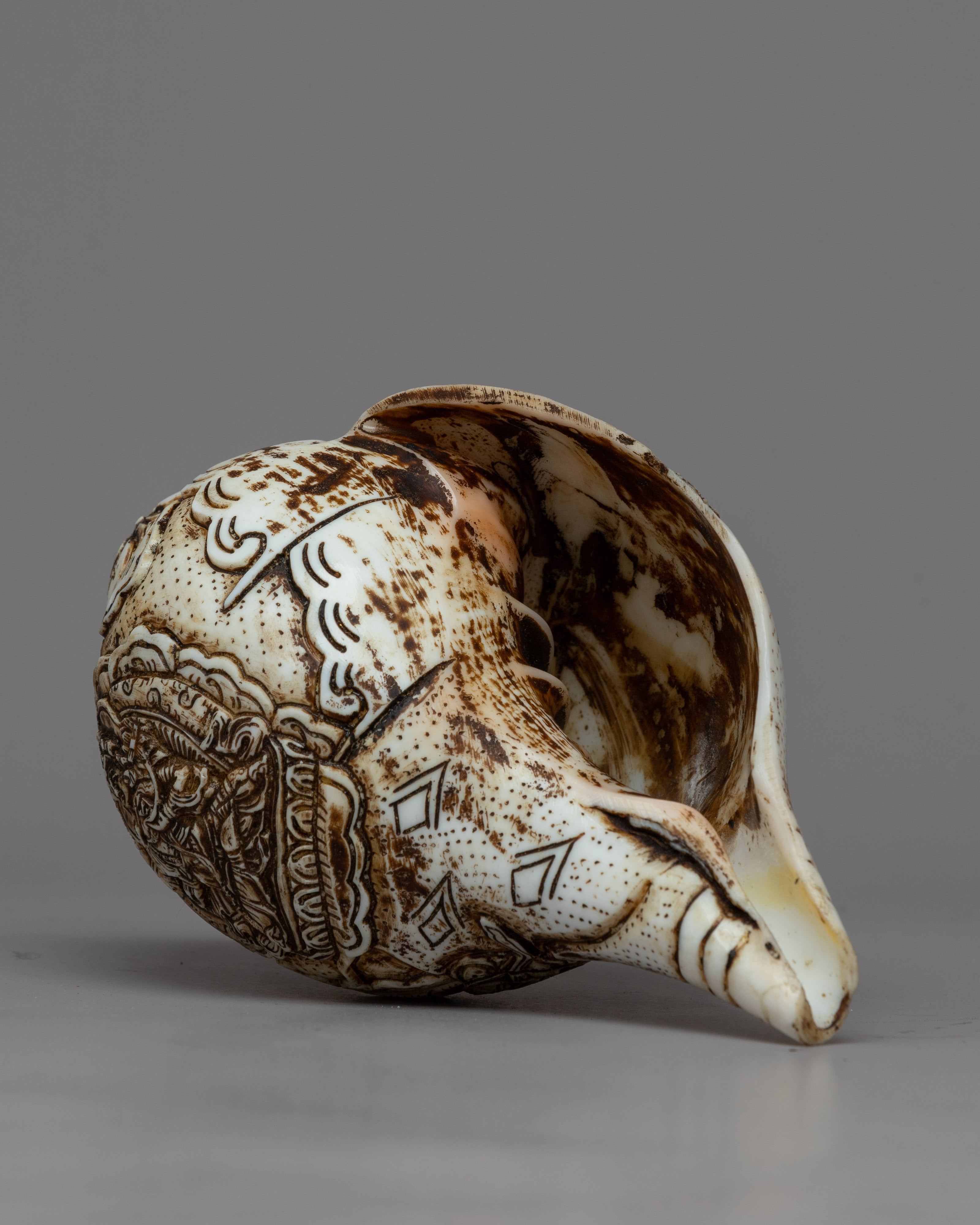 Green Tara Cronch Shell | Amplify Your Spiritual Connection