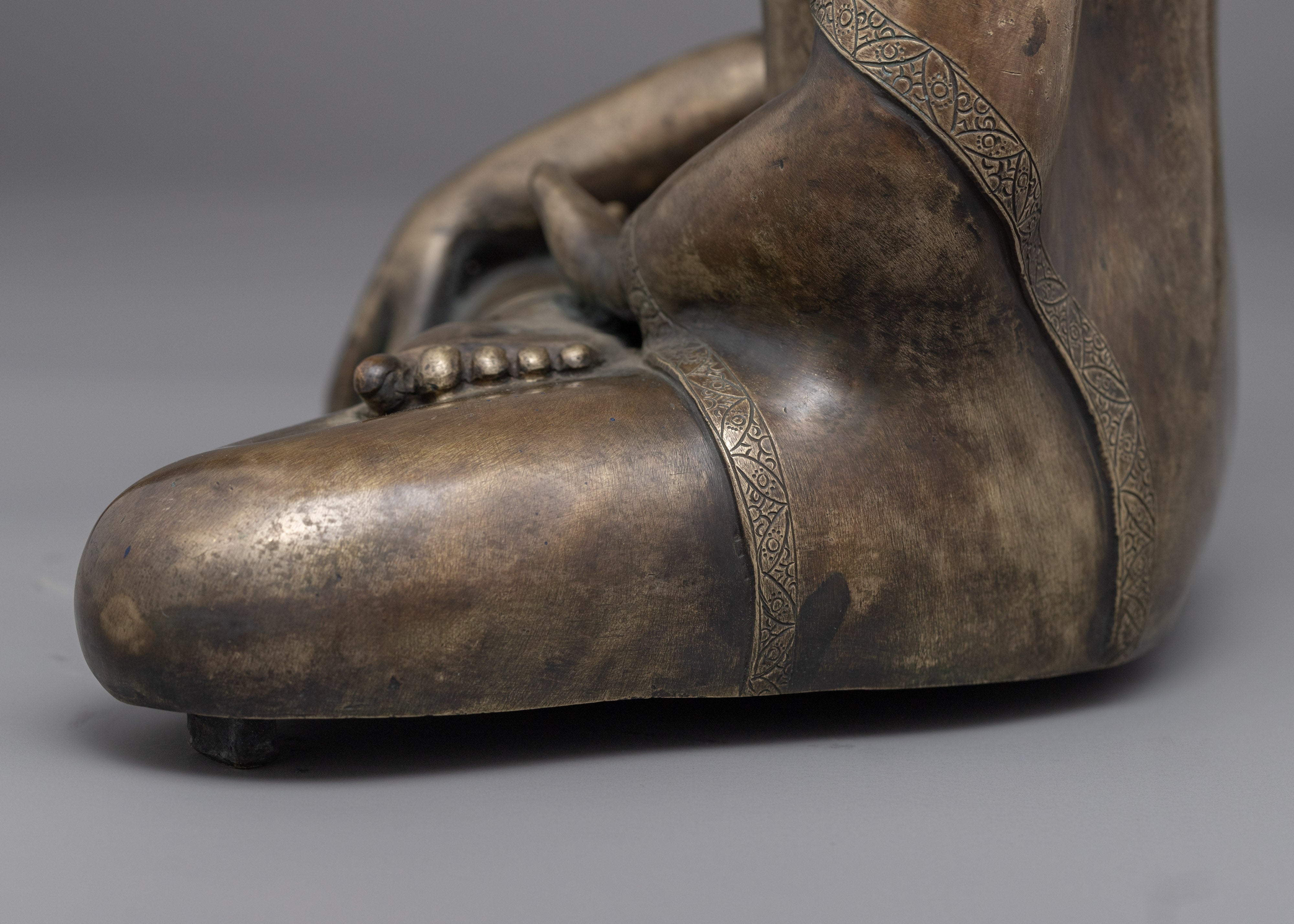 The Buddha Shakyamuni Statue | Hand Carved Buddhist Deity