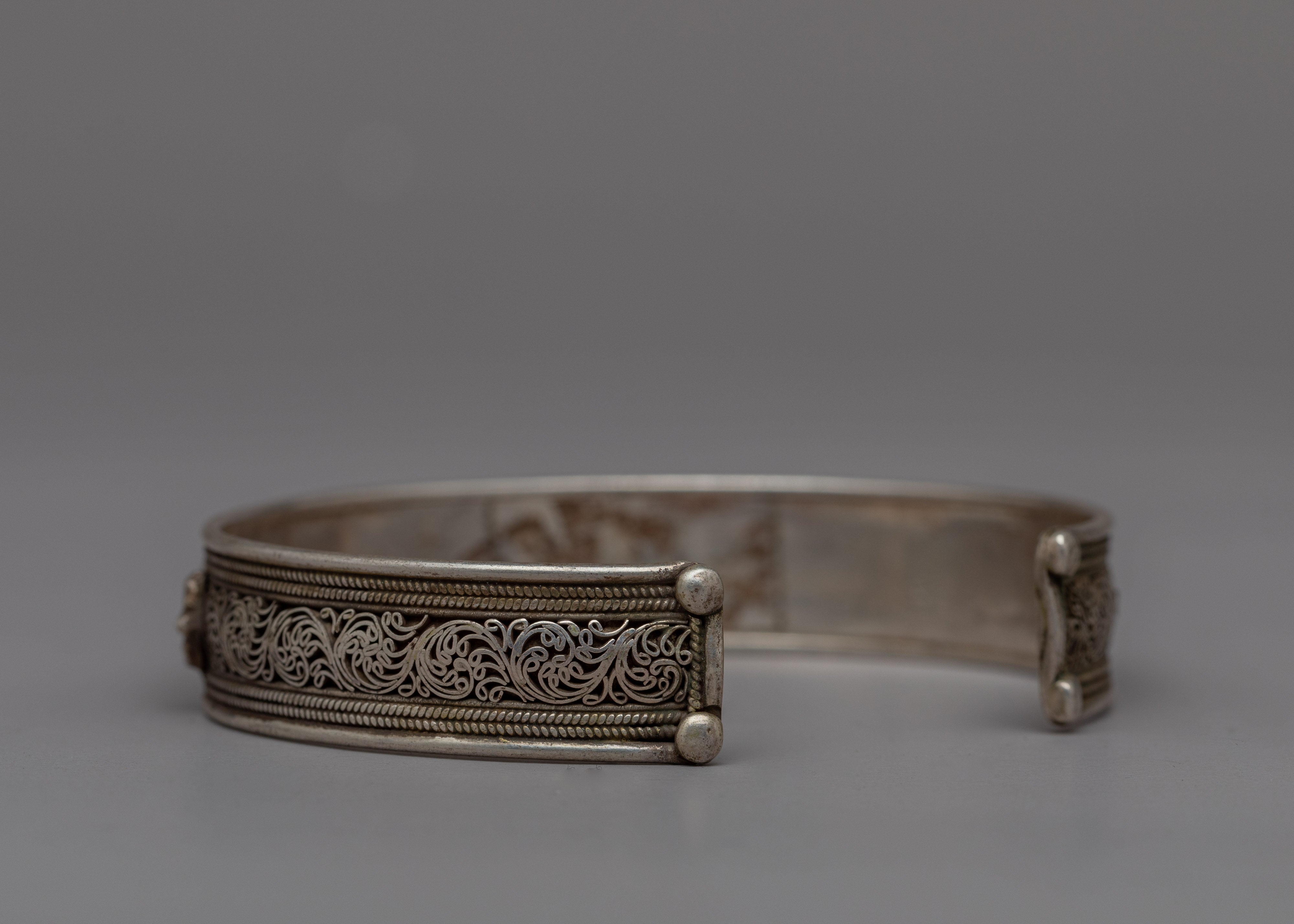 Authentic Tibetan Bracelet | Handcrafted Beauty for a Unique Style