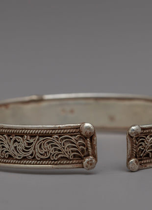 Red Stone Bracelet | Embrace the Energy of Passion and Vitality